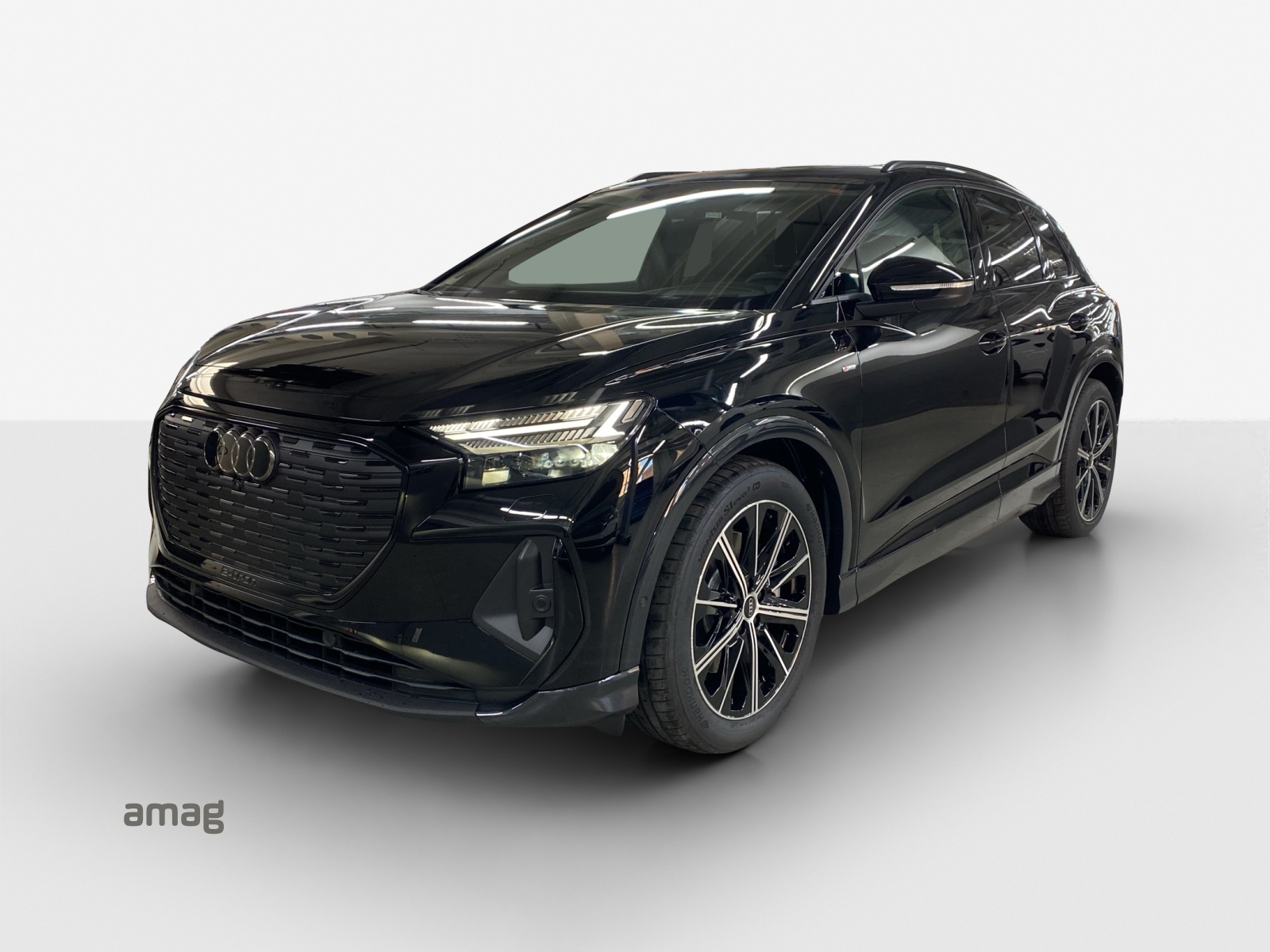 AUDI Q4 e-tron 45 Attraction quattro