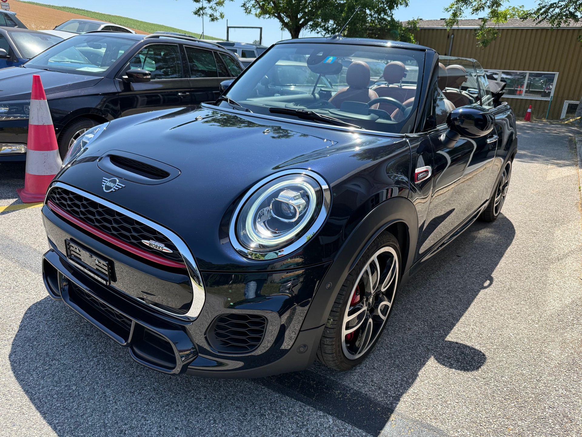 MINI Cooper John Cooper Works Cabriolet Steptronic-image-1