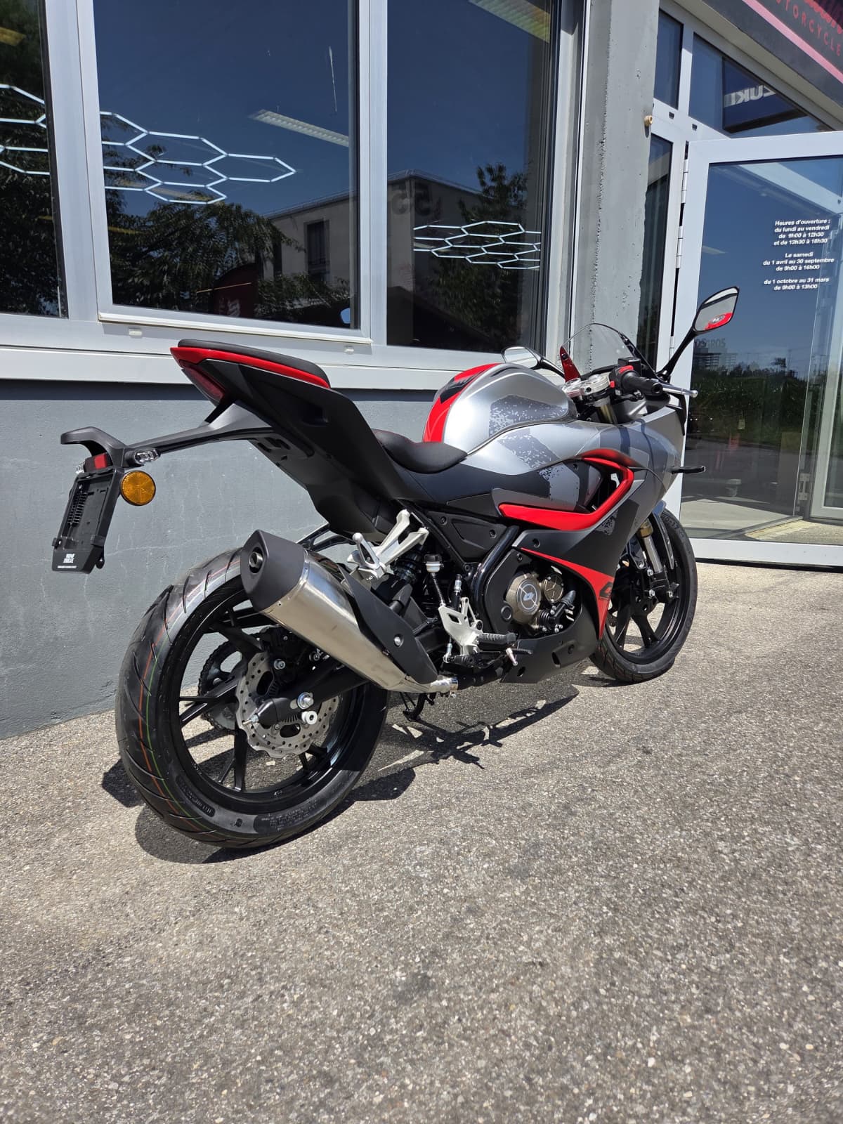 QJ SRK 125 R-image-4
