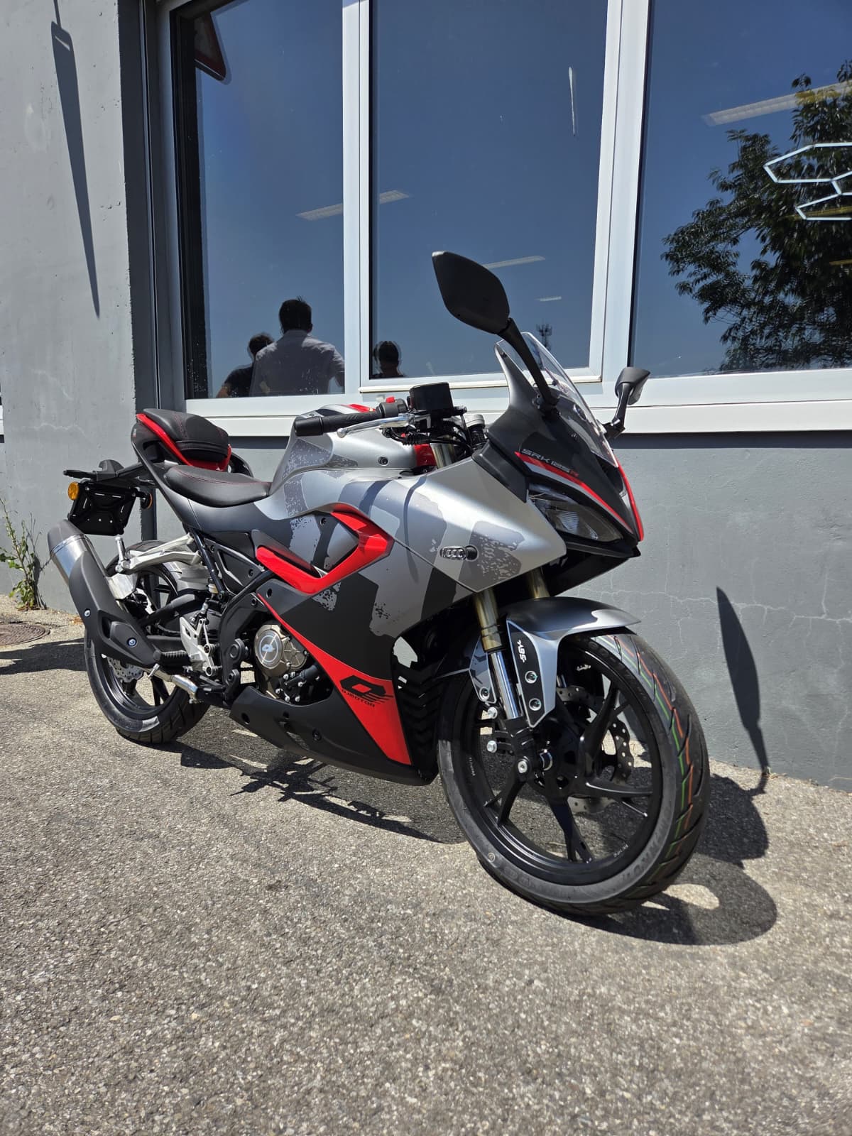 QJ SRK 125 R-image-2