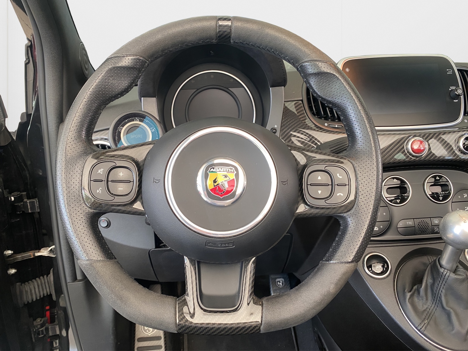 FIAT 595C 1.4 16V Turbo Abarth Esseesse-image-9