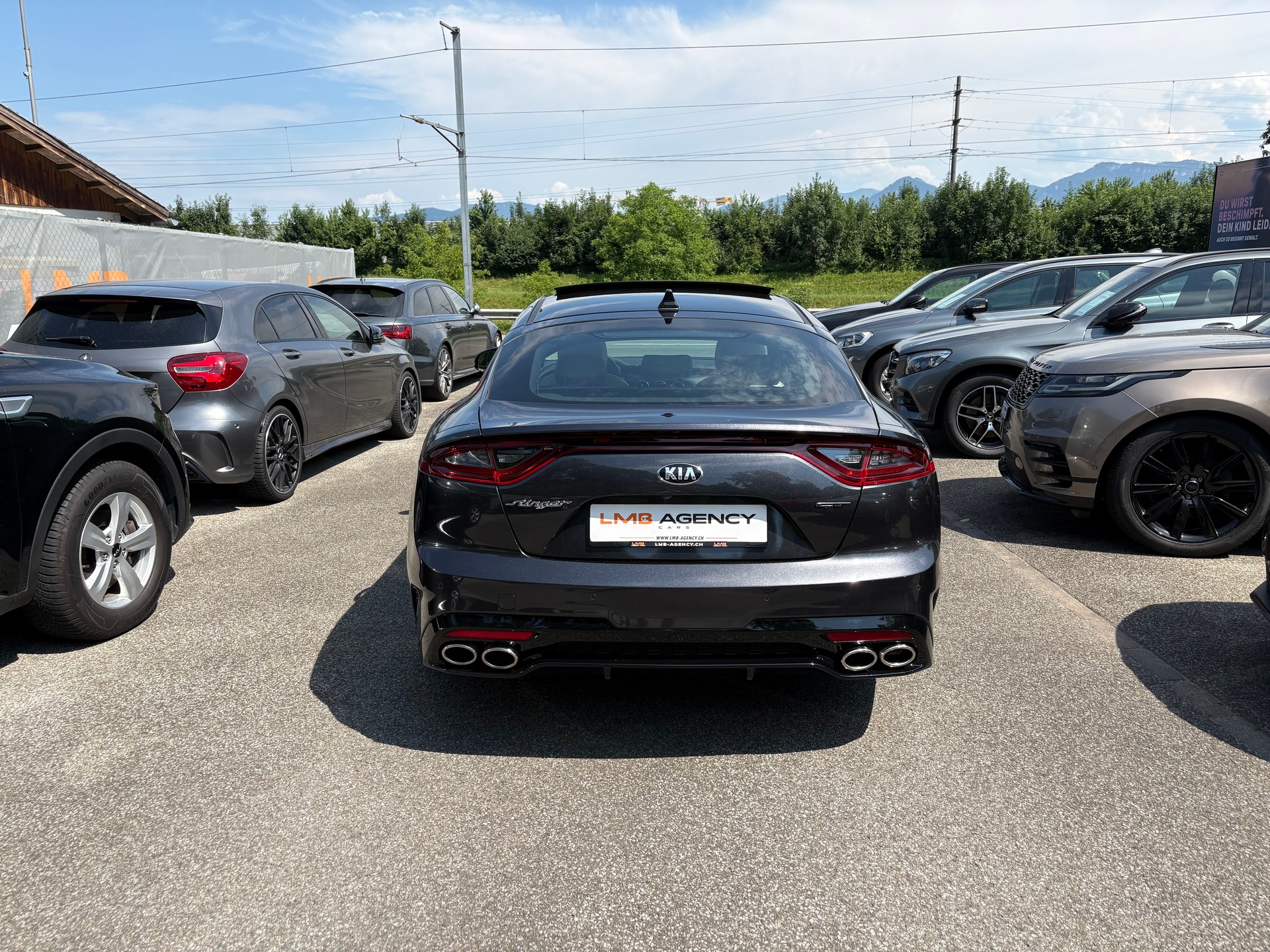 KIA Stinger 3.3 T-GDi GT Automat AWD-image-4