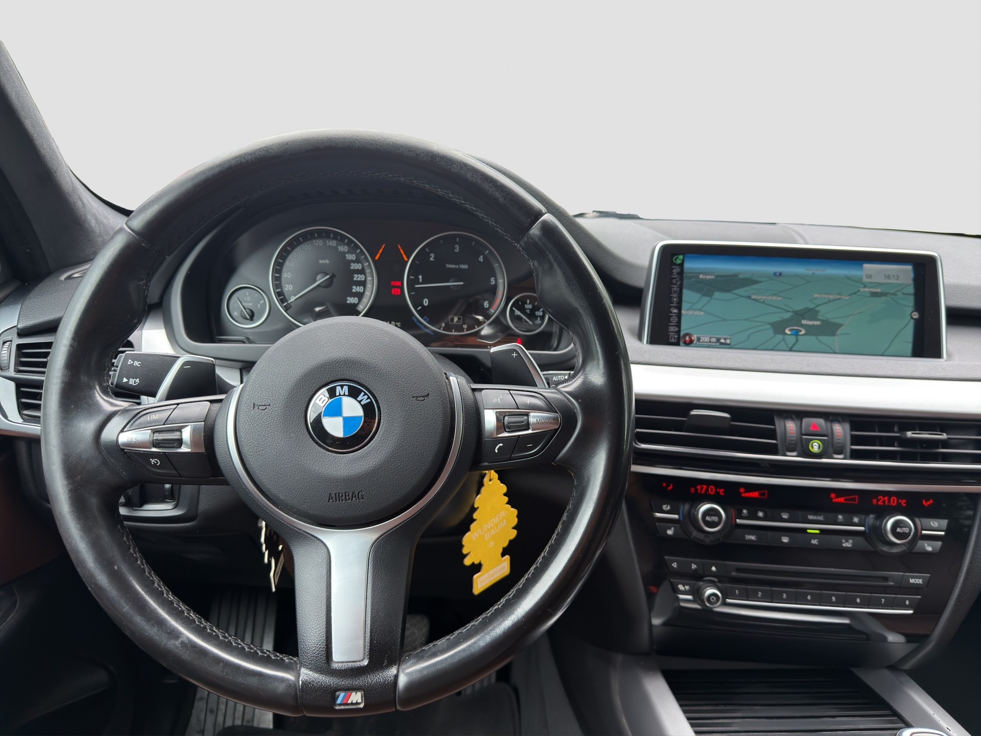 BMW X5 xDrive 40d Steptronic-image-13