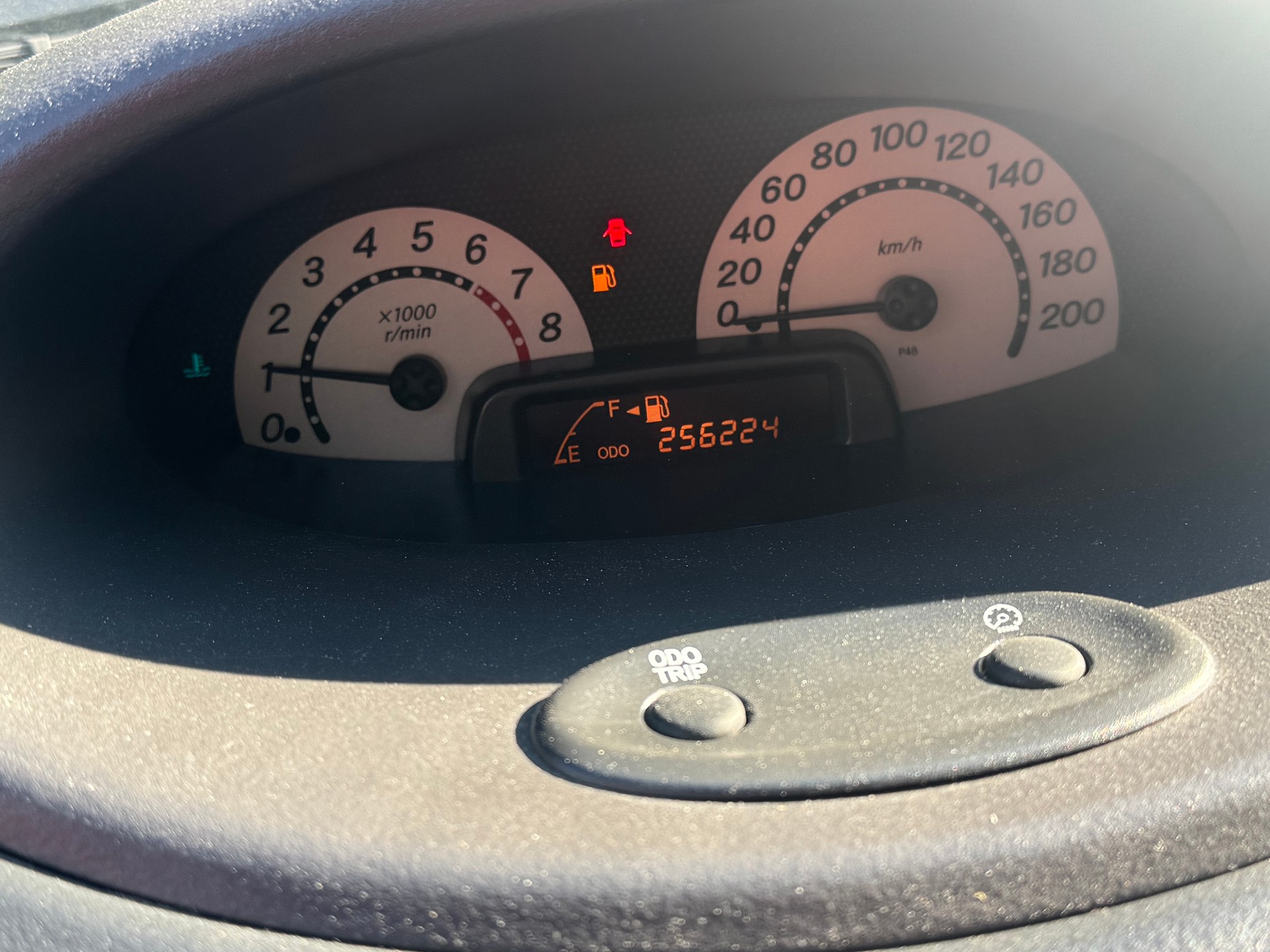 TOYOTA Yaris 1.5 TS-image-14