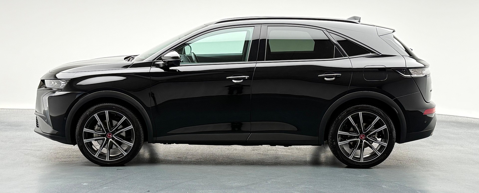 DS AUTOMOBILES 7 1.6 E-Tense Ligne Noire 4x4-image-3