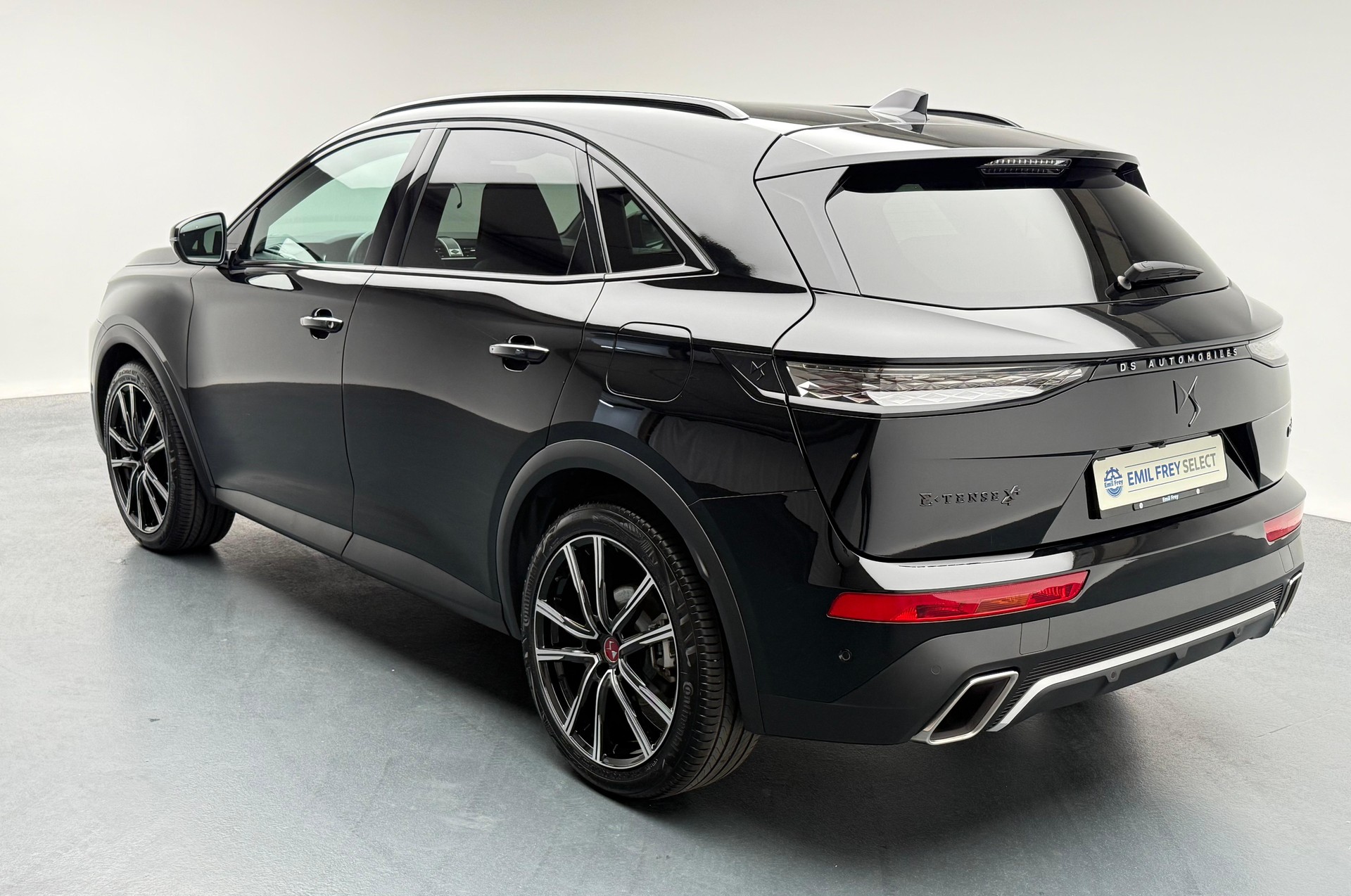 DS AUTOMOBILES 7 1.6 E-Tense Ligne Noire 4x4-image-10