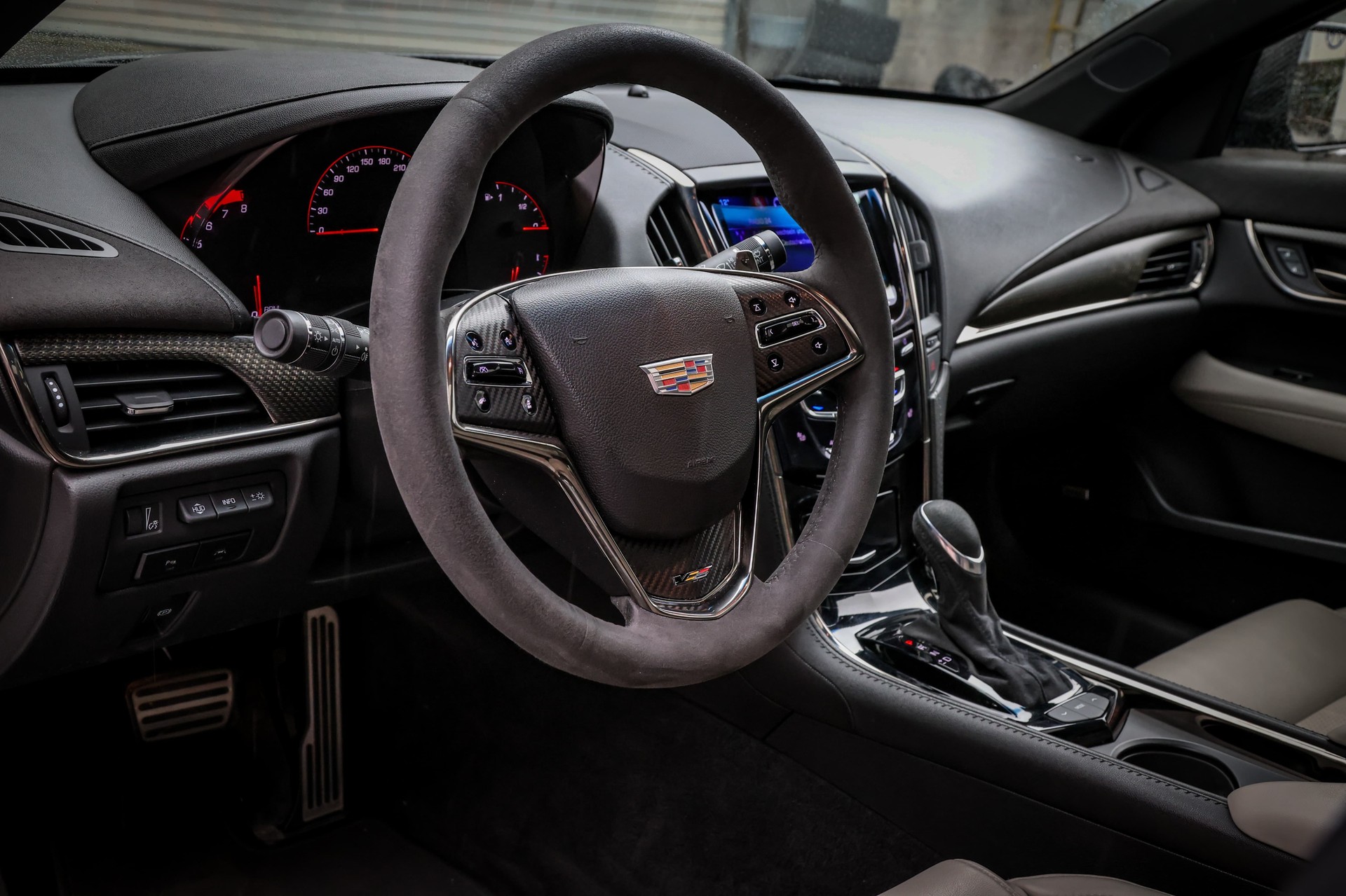 CADILLAC ATS-V Sedan 3.6 Twin Turbo Automatic-image-6