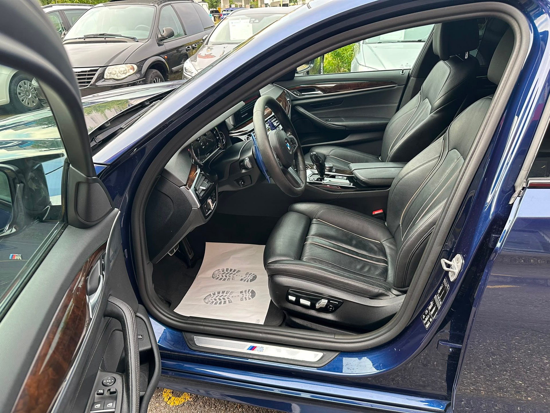 BMW 530i xDrive Steptronic-image-8