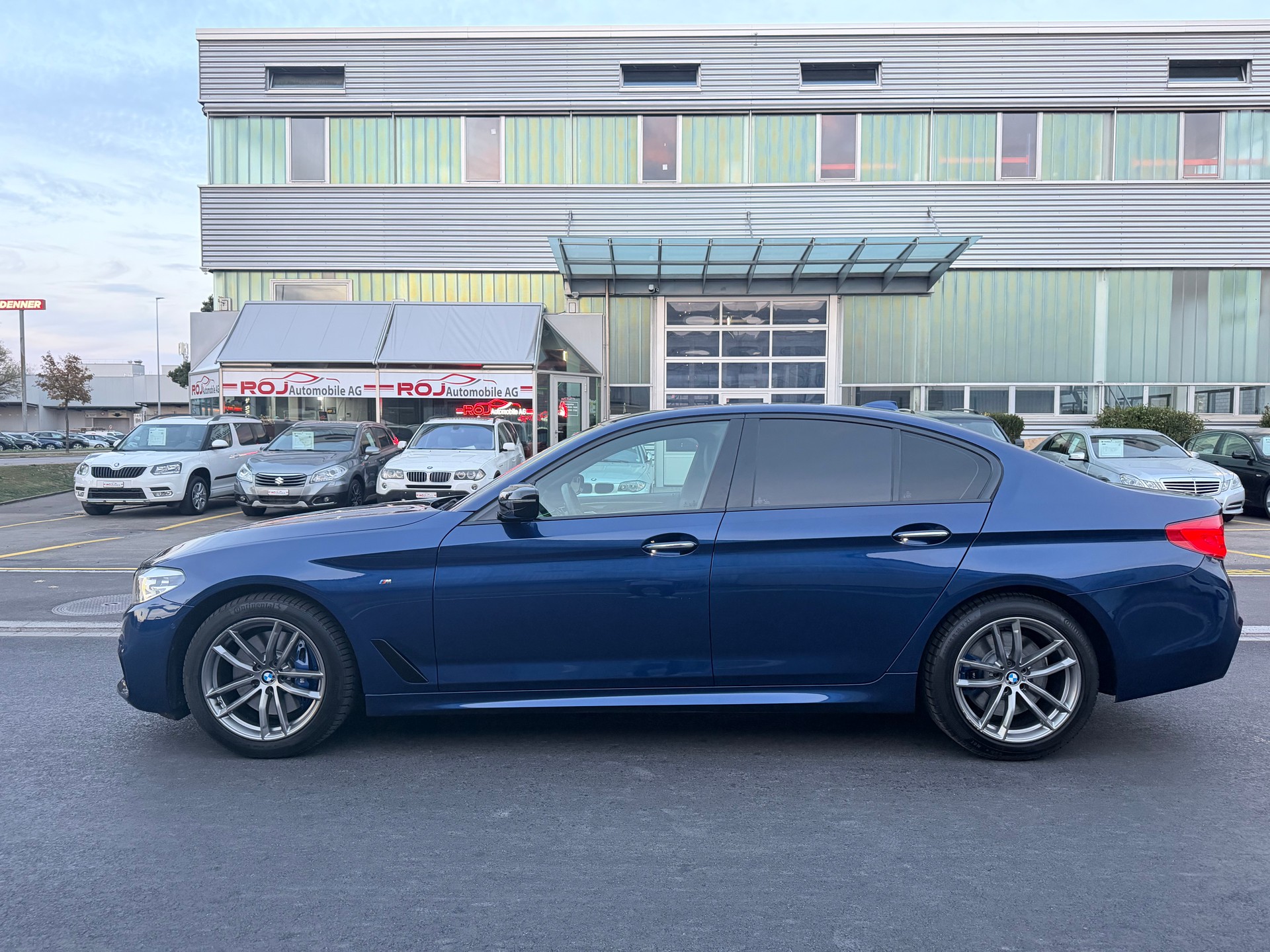 BMW 530i xDrive Steptronic-image-0