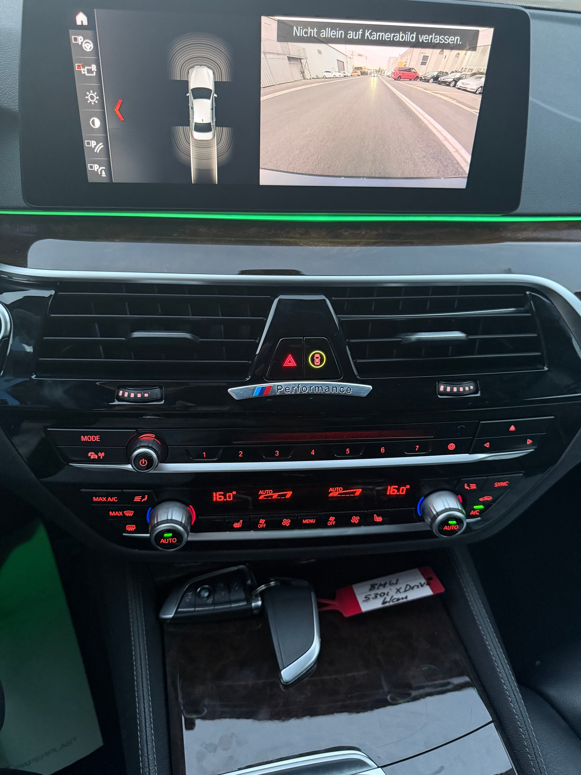 BMW 530i xDrive Steptronic-image-15