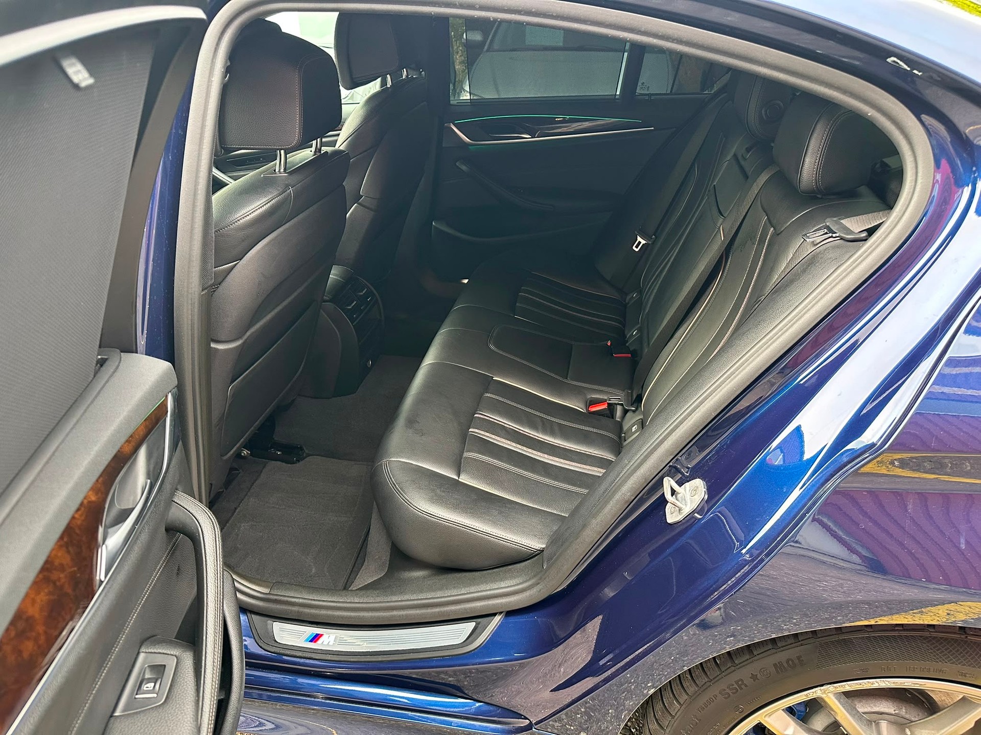 BMW 530i xDrive Steptronic-image-9
