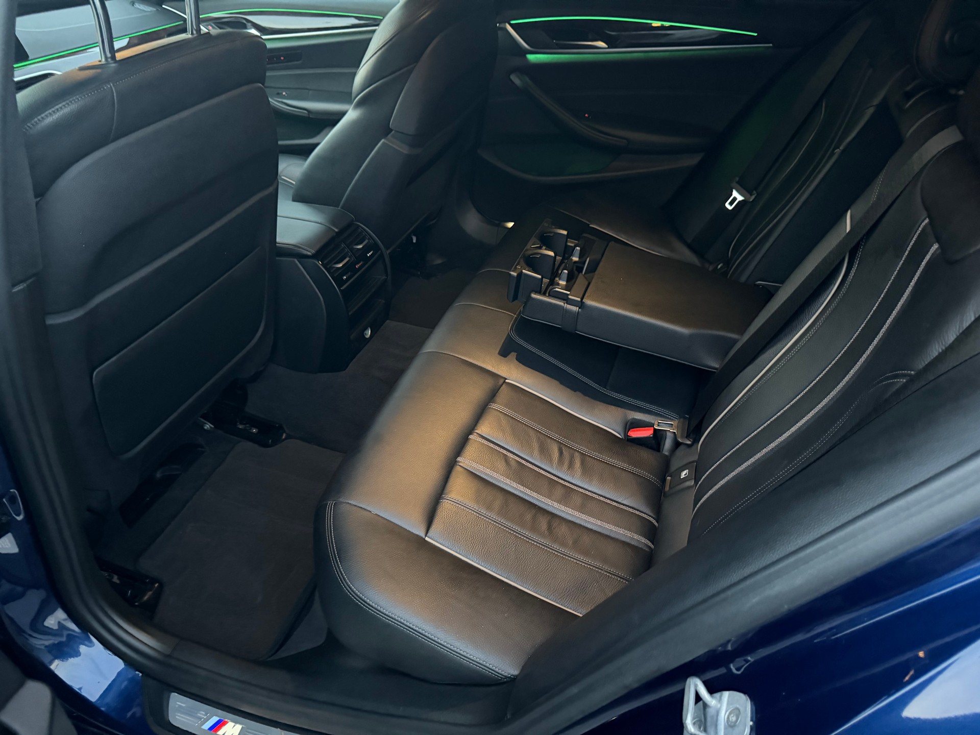 BMW 530i xDrive Steptronic-image-8