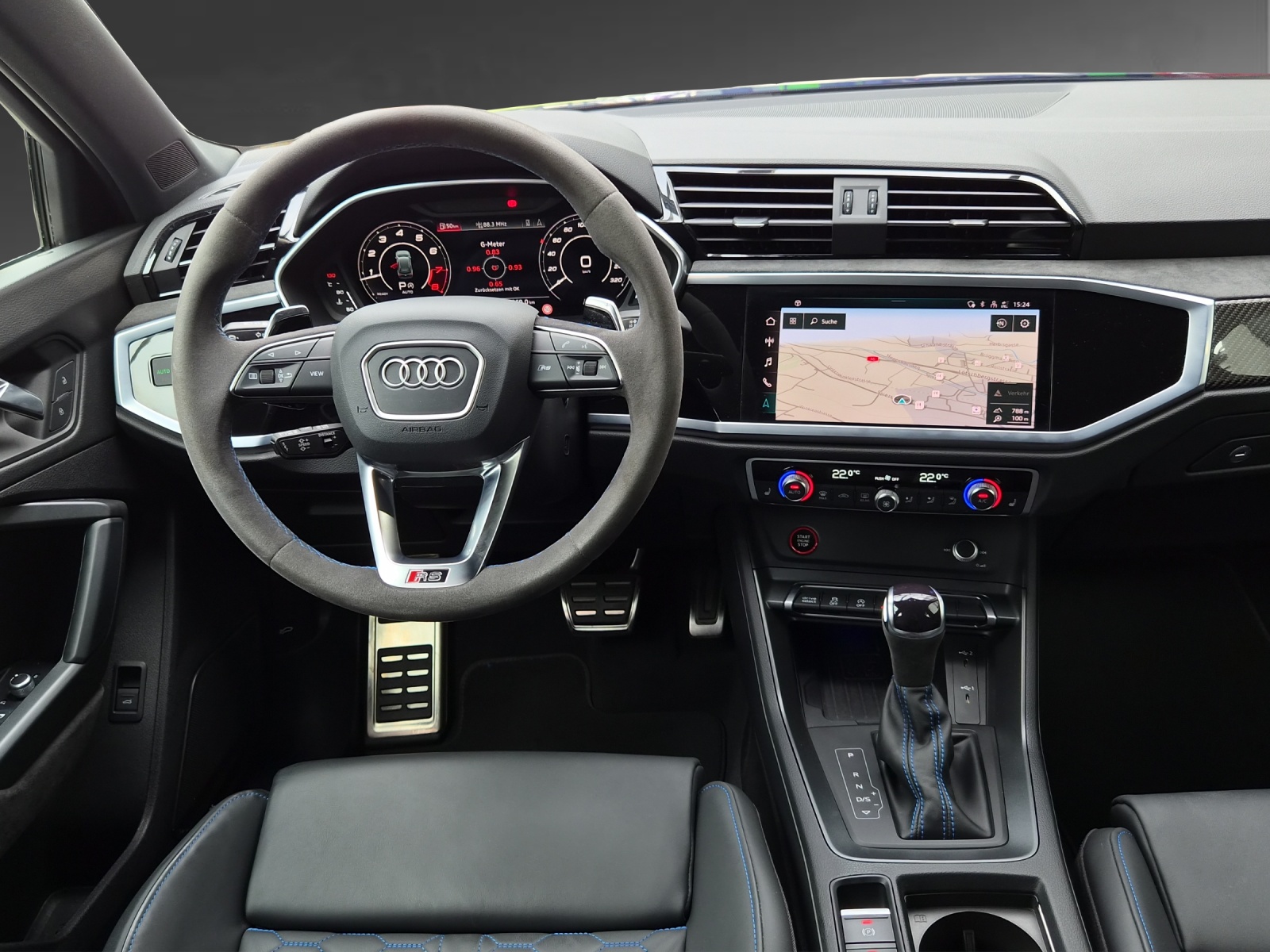 AUDI RS Q3 2.5 TFSI quattro S tronic-image-7