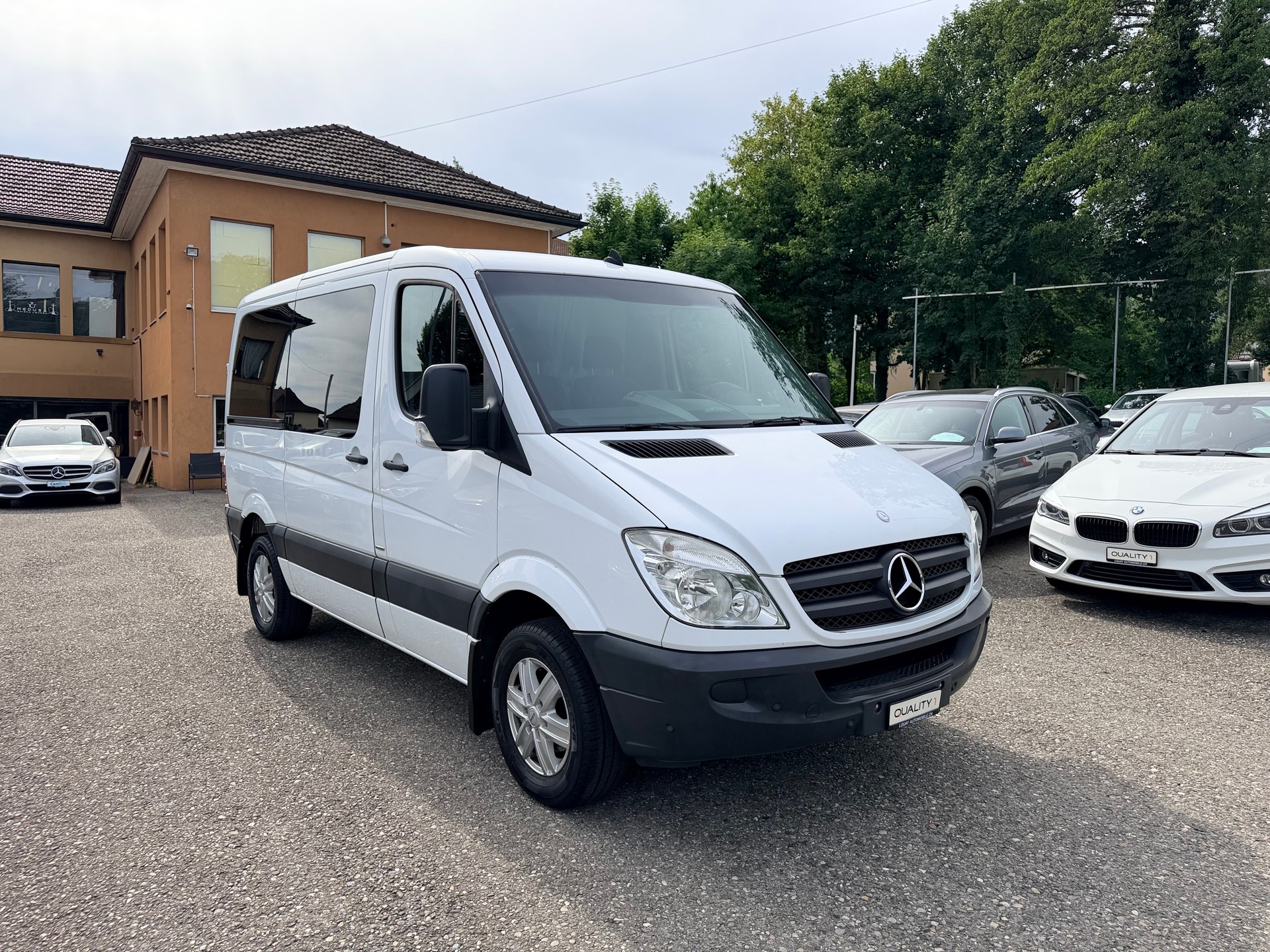 MERCEDES-BENZ Sprinter 216 CDI Kompakt-image-0