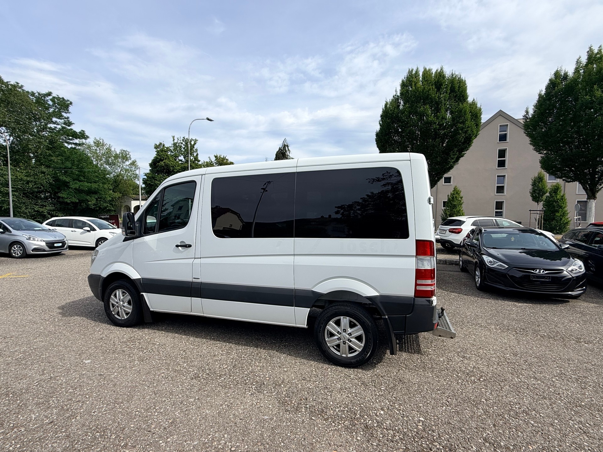 MERCEDES-BENZ Sprinter 216 CDI Kompakt-image-6