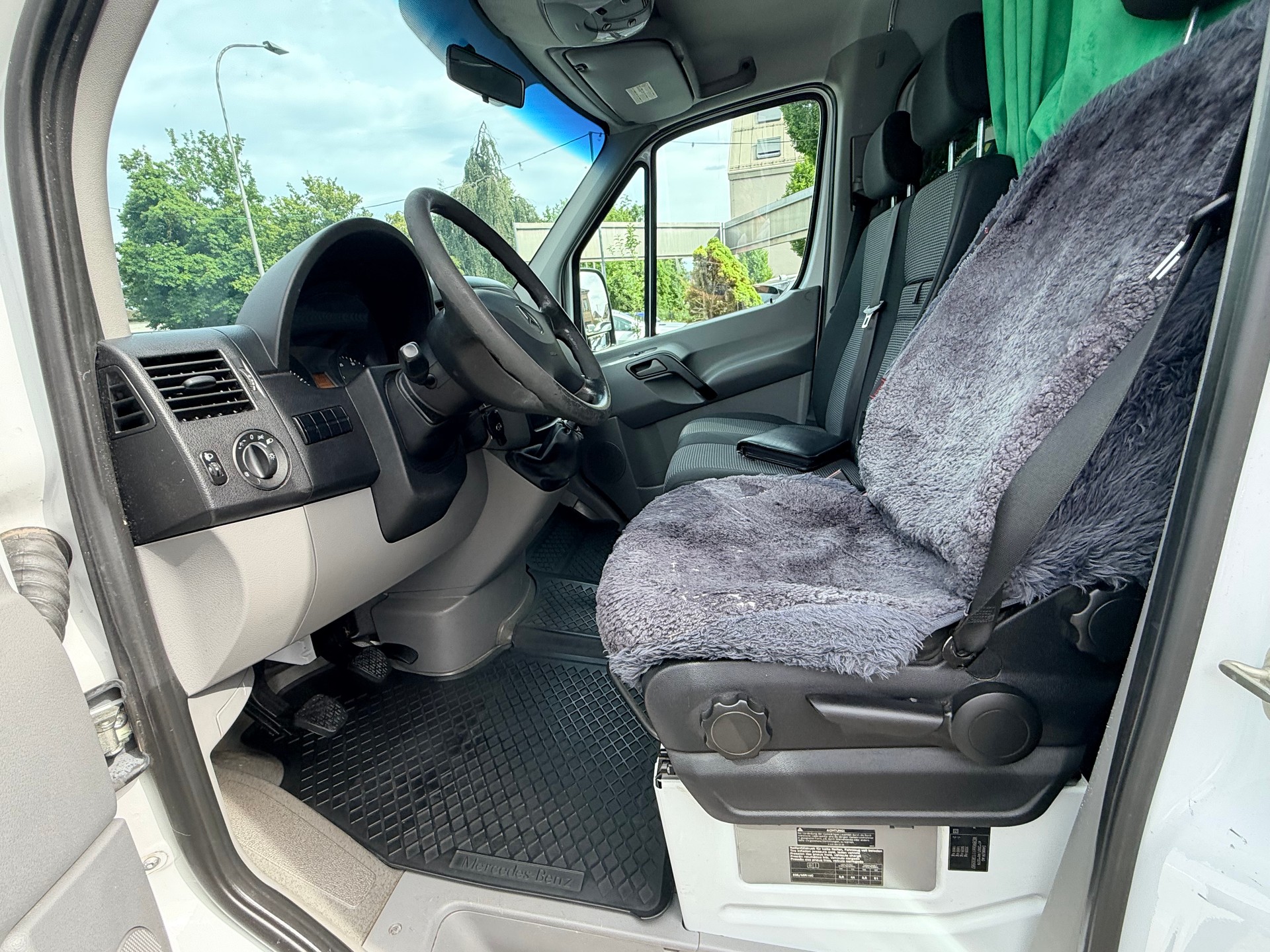 MERCEDES-BENZ Sprinter 216 CDI Kompakt-image-29