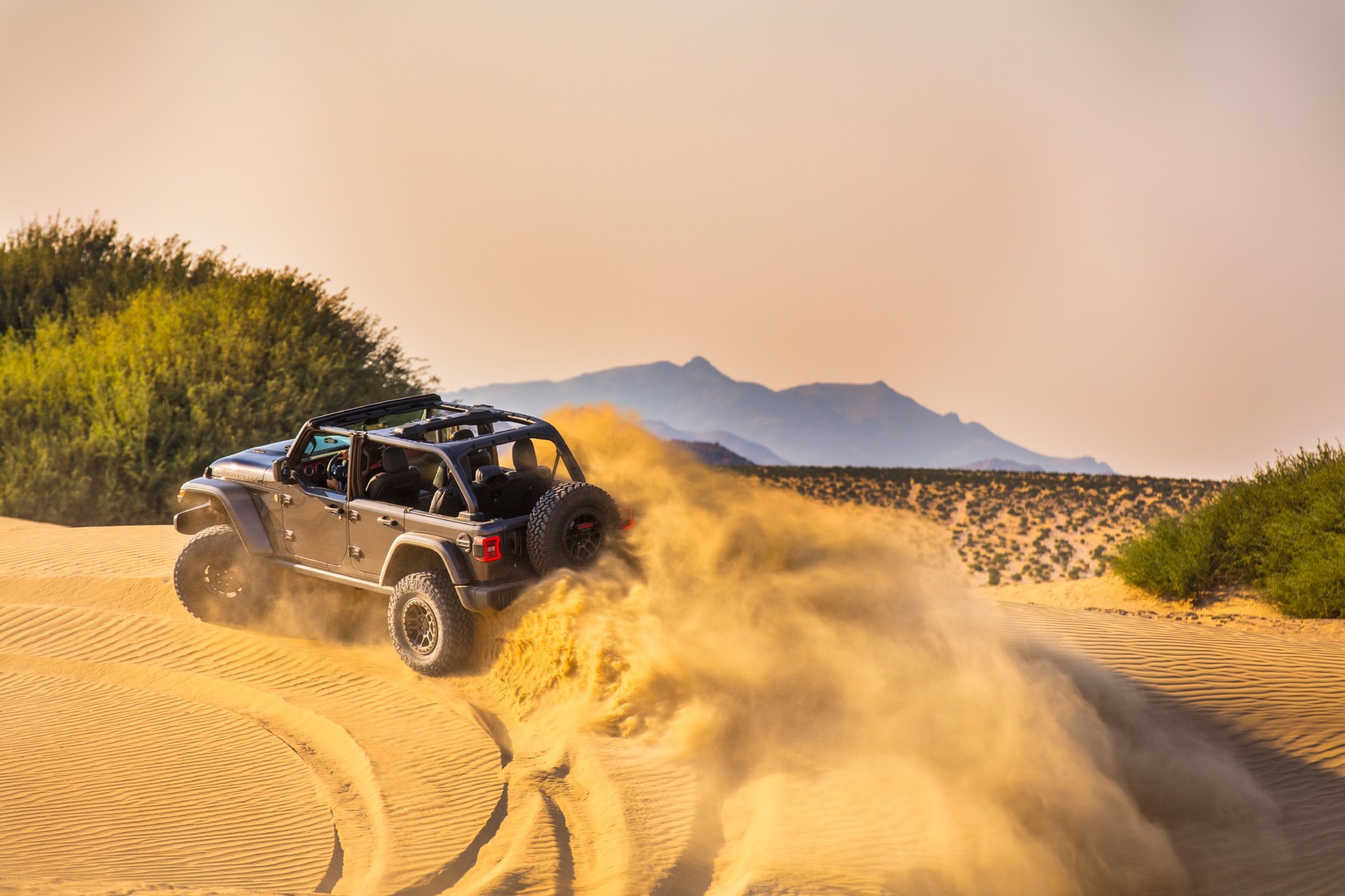 JEEP Wrangler Rubicon 392 6.4 V8-image-26
