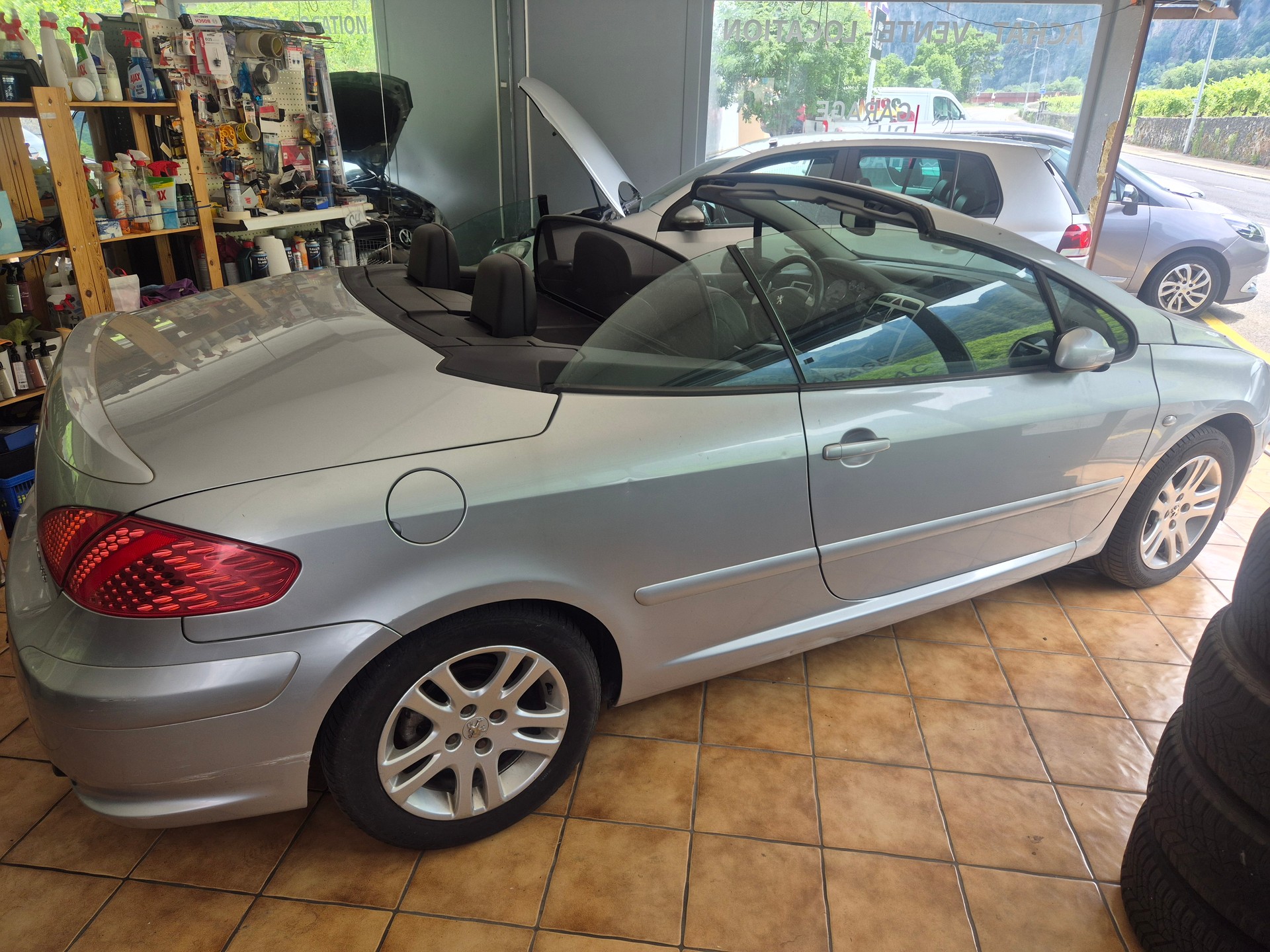 PEUGEOT 307 CC 2.0 16V-image-0