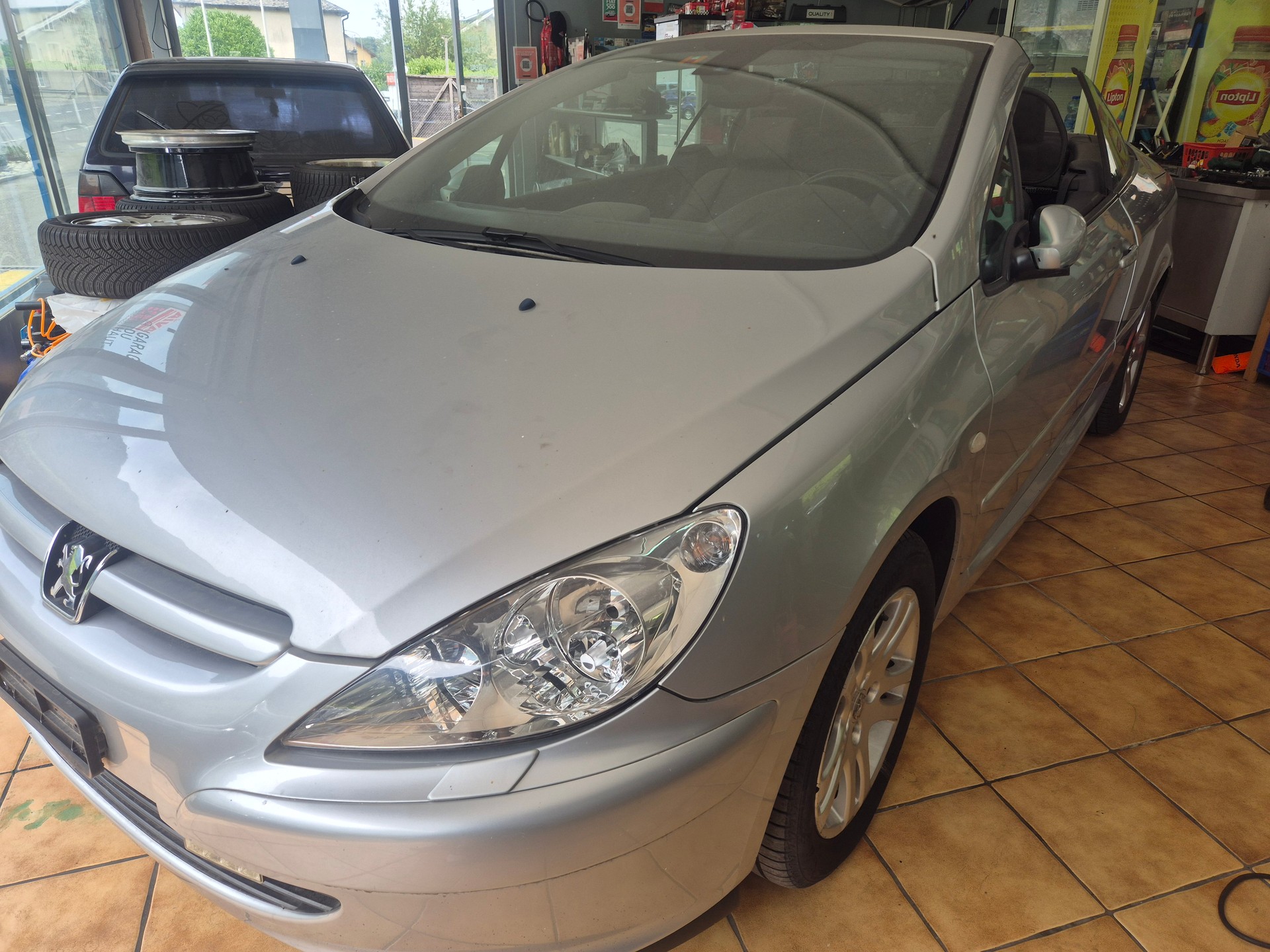 PEUGEOT 307 CC 2.0 16V-image-2