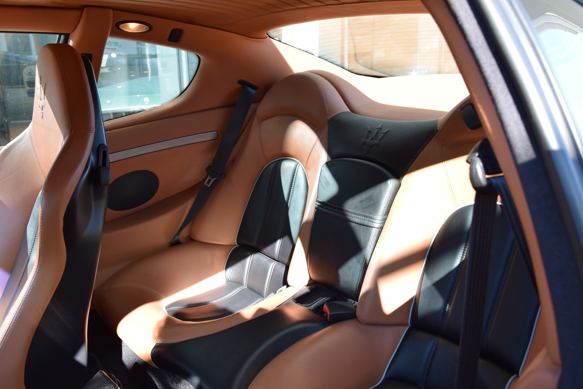 MASERATI Coupé GranSport-image-12