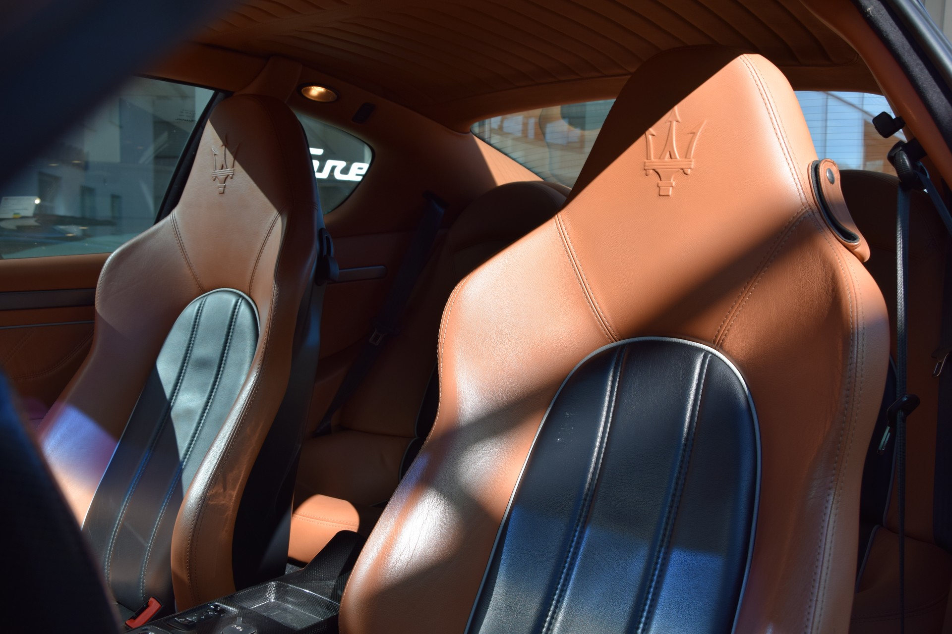 MASERATI Coupé GranSport-image-9