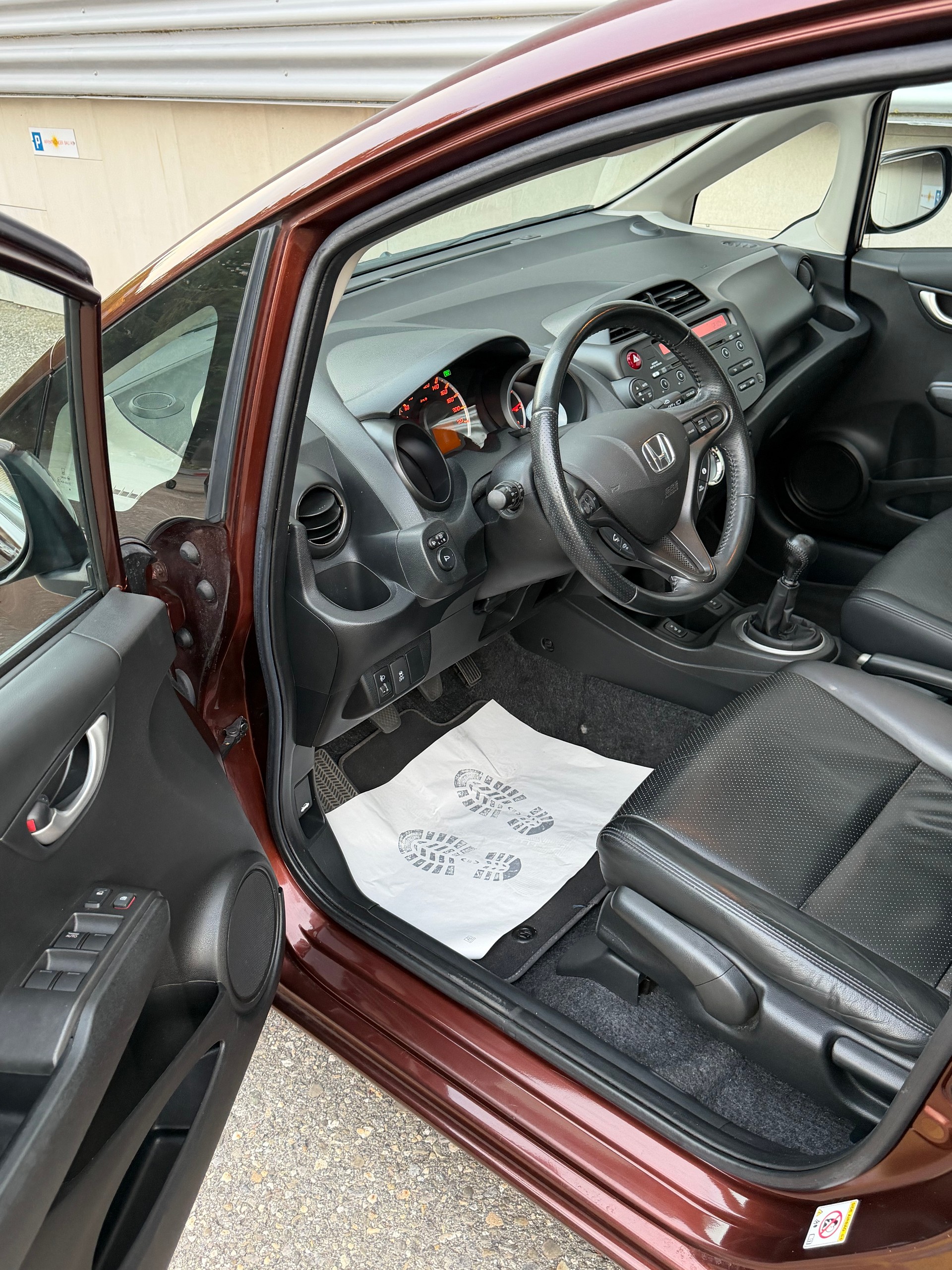 HONDA Jazz 1.4i Exclusive-image-8