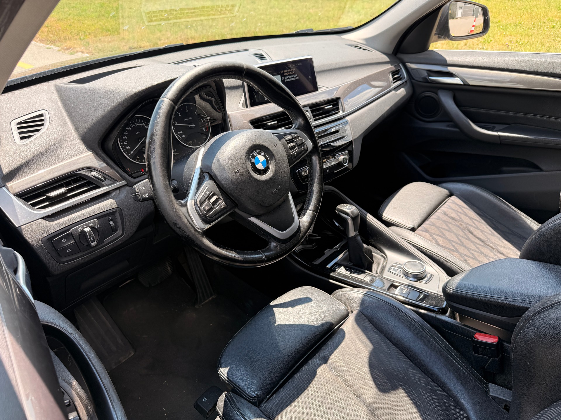 BMW X1 xDrive 25d xLine Steptronic-image-8