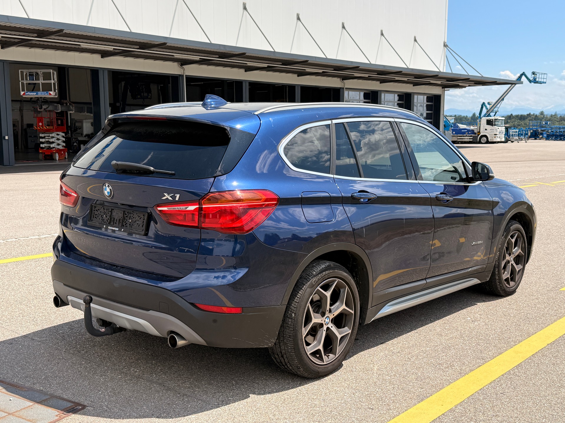 BMW X1 xDrive 25d xLine Steptronic-image-4
