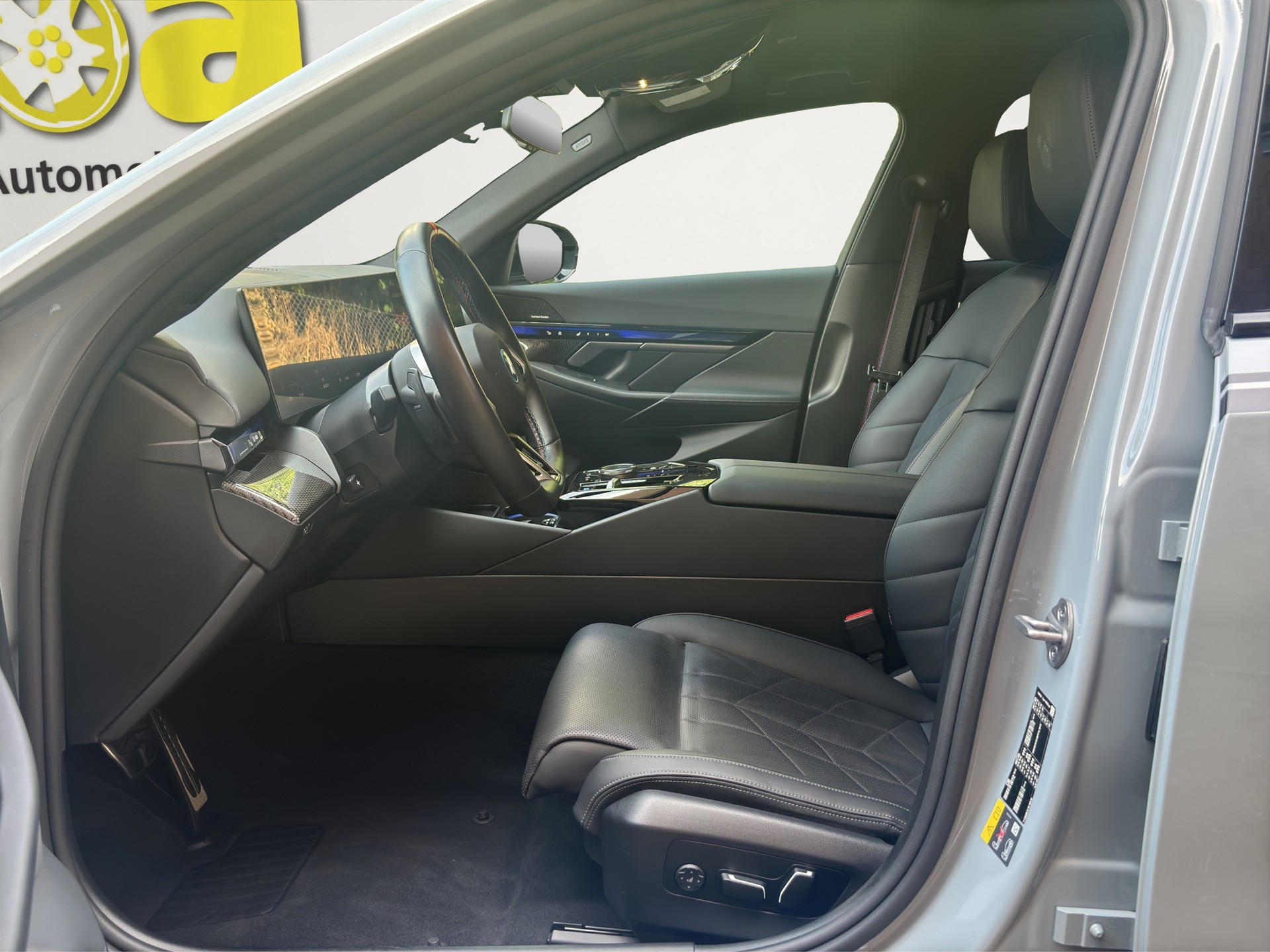 BMW i5 M60 xDrive M Sport Pro (CH) AHK-image-11