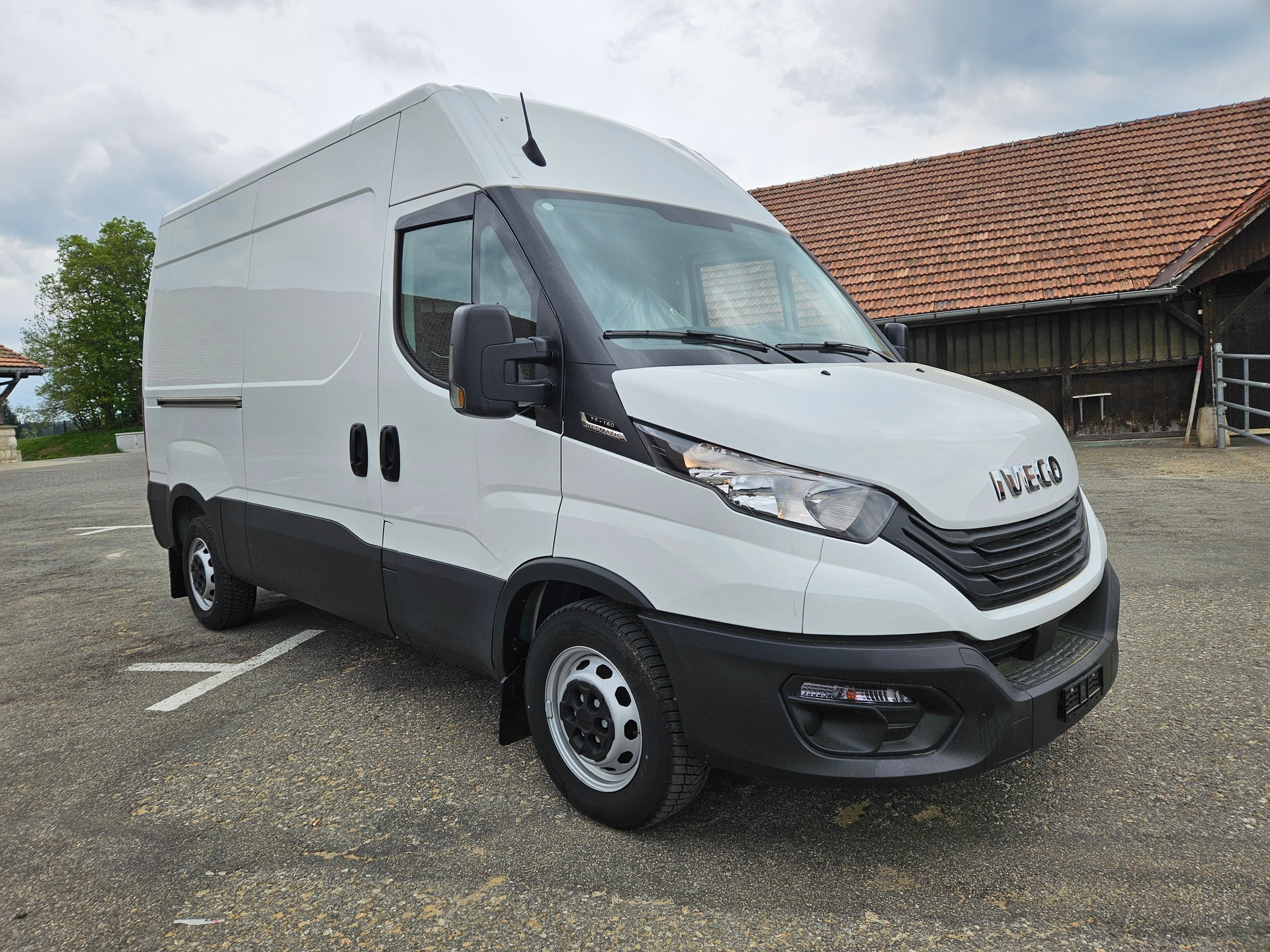 IVECO 35S16V kurz court AUTOMAT 156 ps preis ohne steuer-image-2