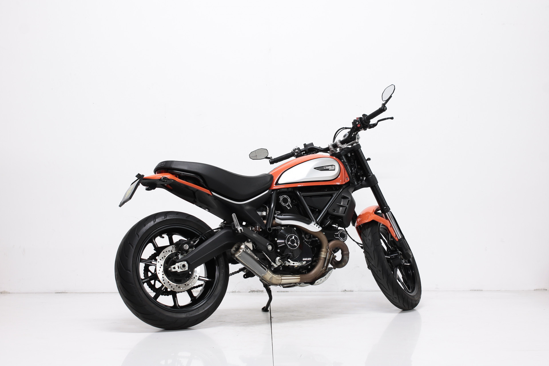 DUCATI Scrambler 803 Icon-showroom-element-2
