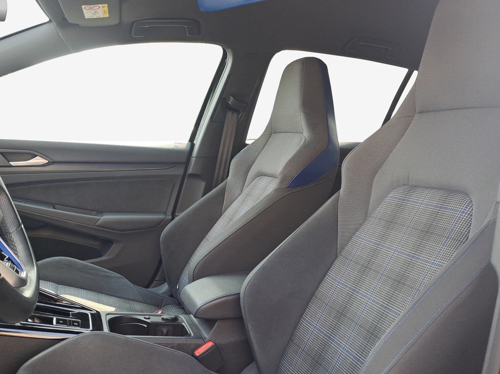 VW Golf 1.4 TSI PHEV GTE-image-8