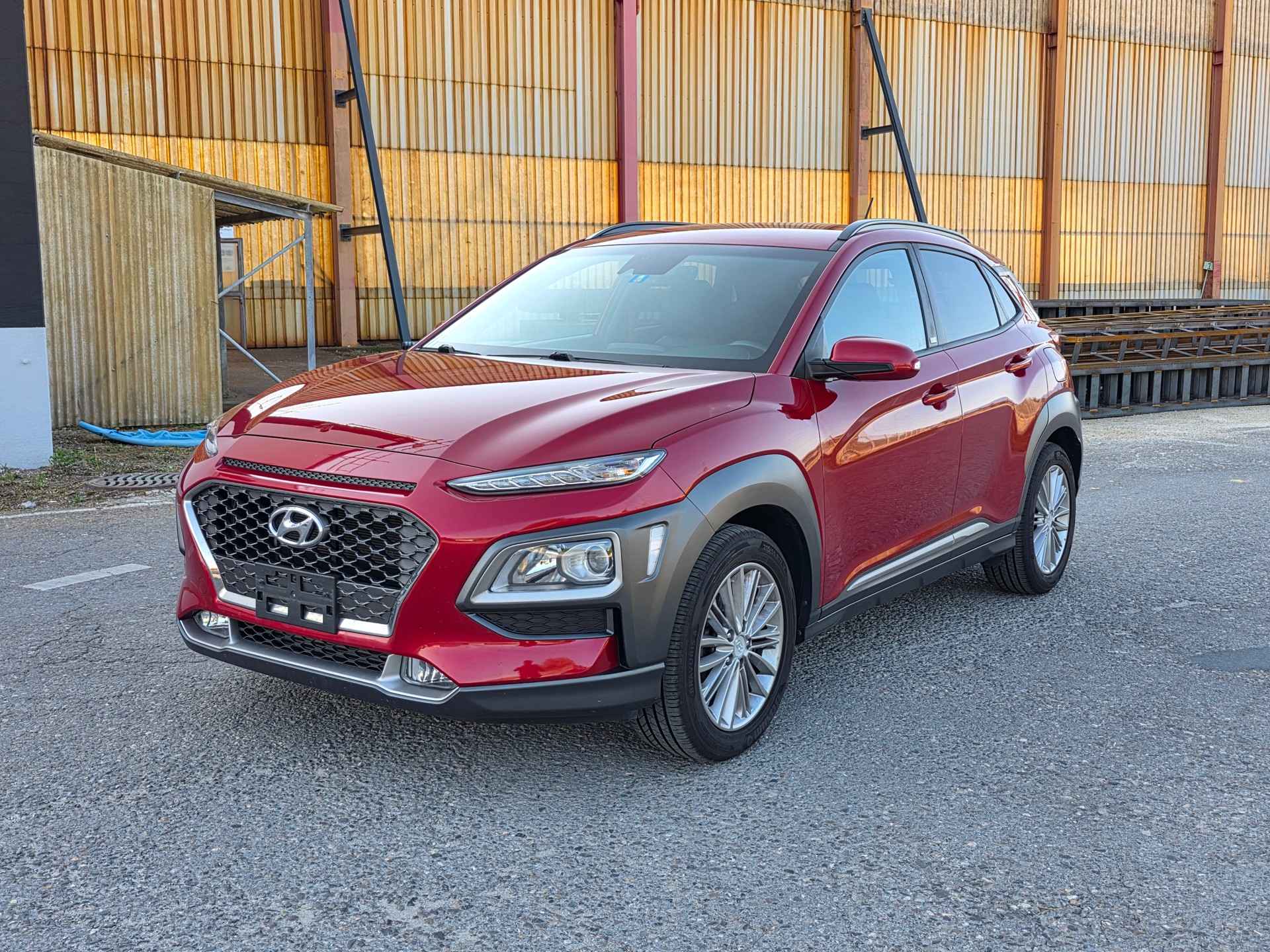 HYUNDAI Kona 1.0 T-GDi Launch Plus 2WD / Neu ab Mfk.-image-0