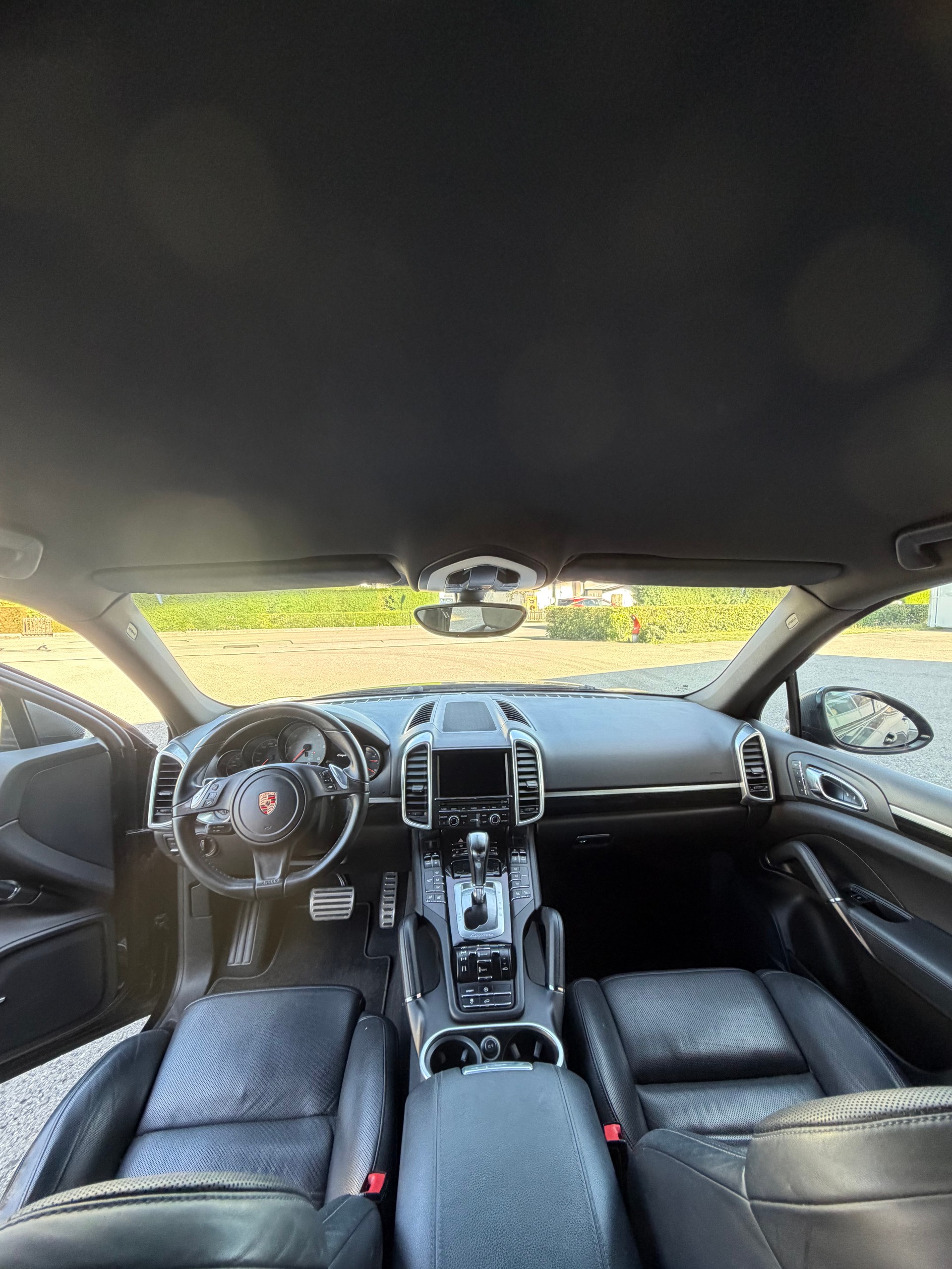 PORSCHE 4.2 V8 TDI S TipT-image-3