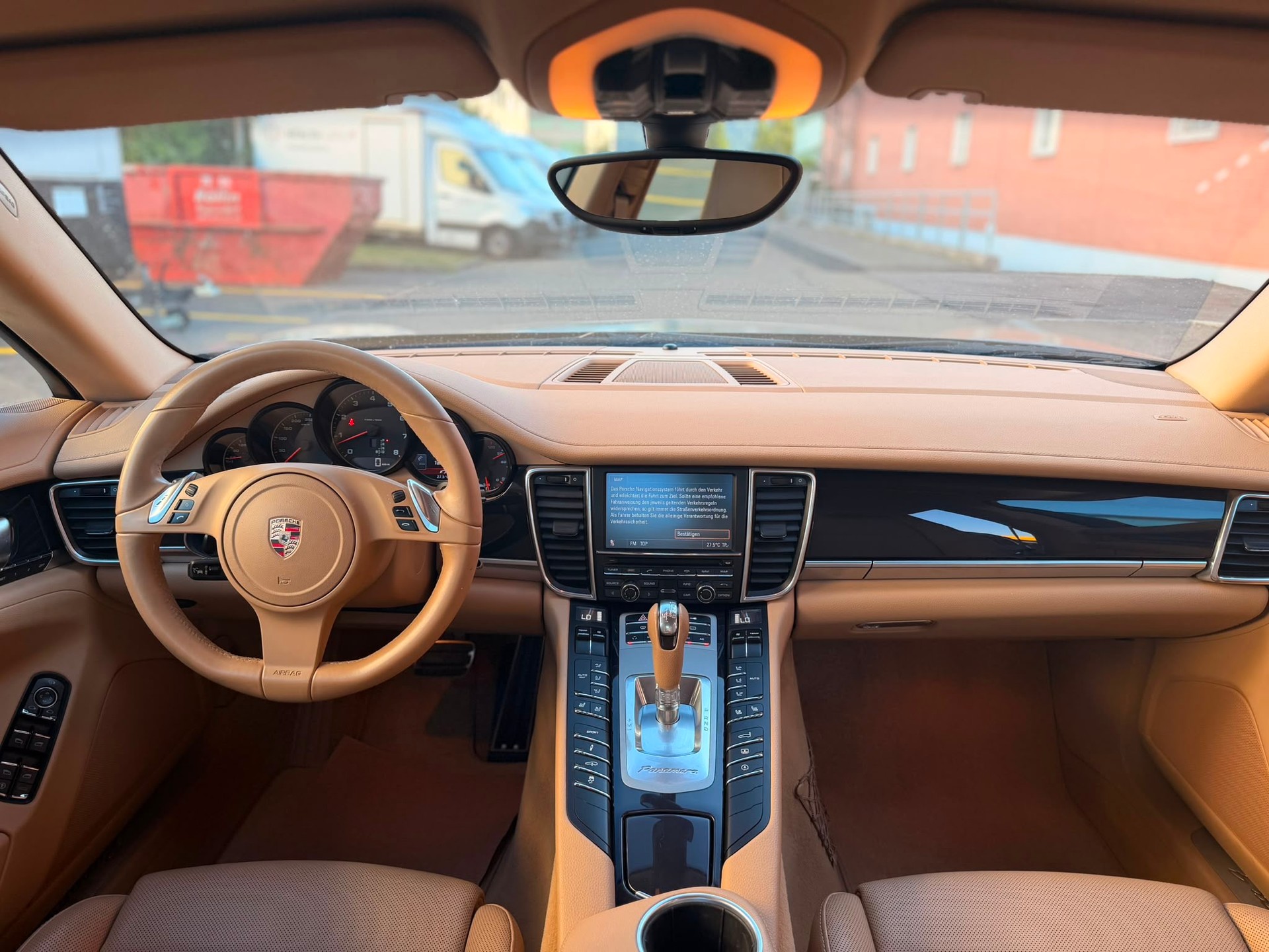 PORSCHE Panamera 4 3.6 PDK-image-9