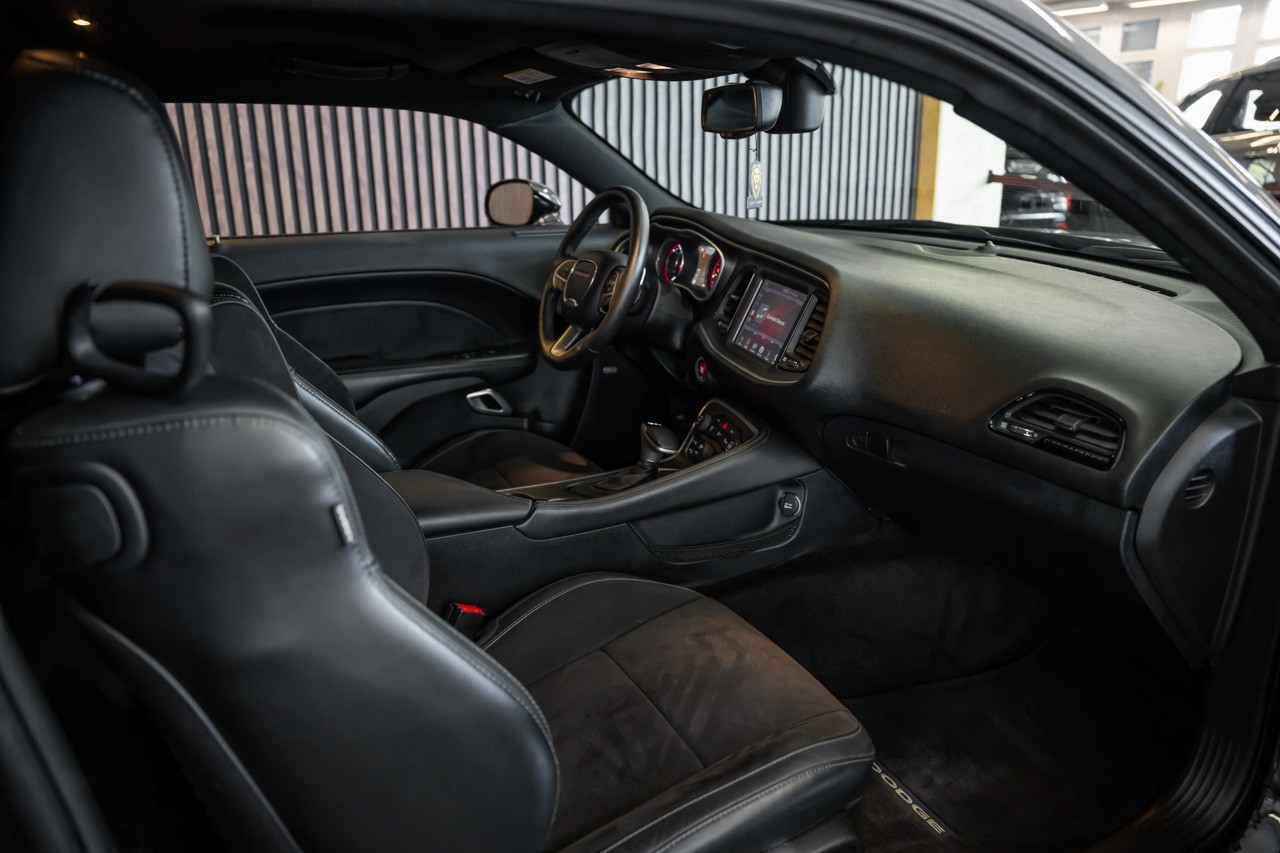 DODGE Challenger 6.4 V8 SRT HEMI-image-14