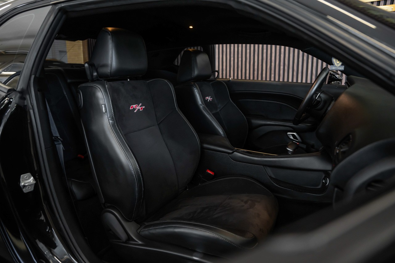 DODGE Challenger 6.4 V8 SRT HEMI-image-16
