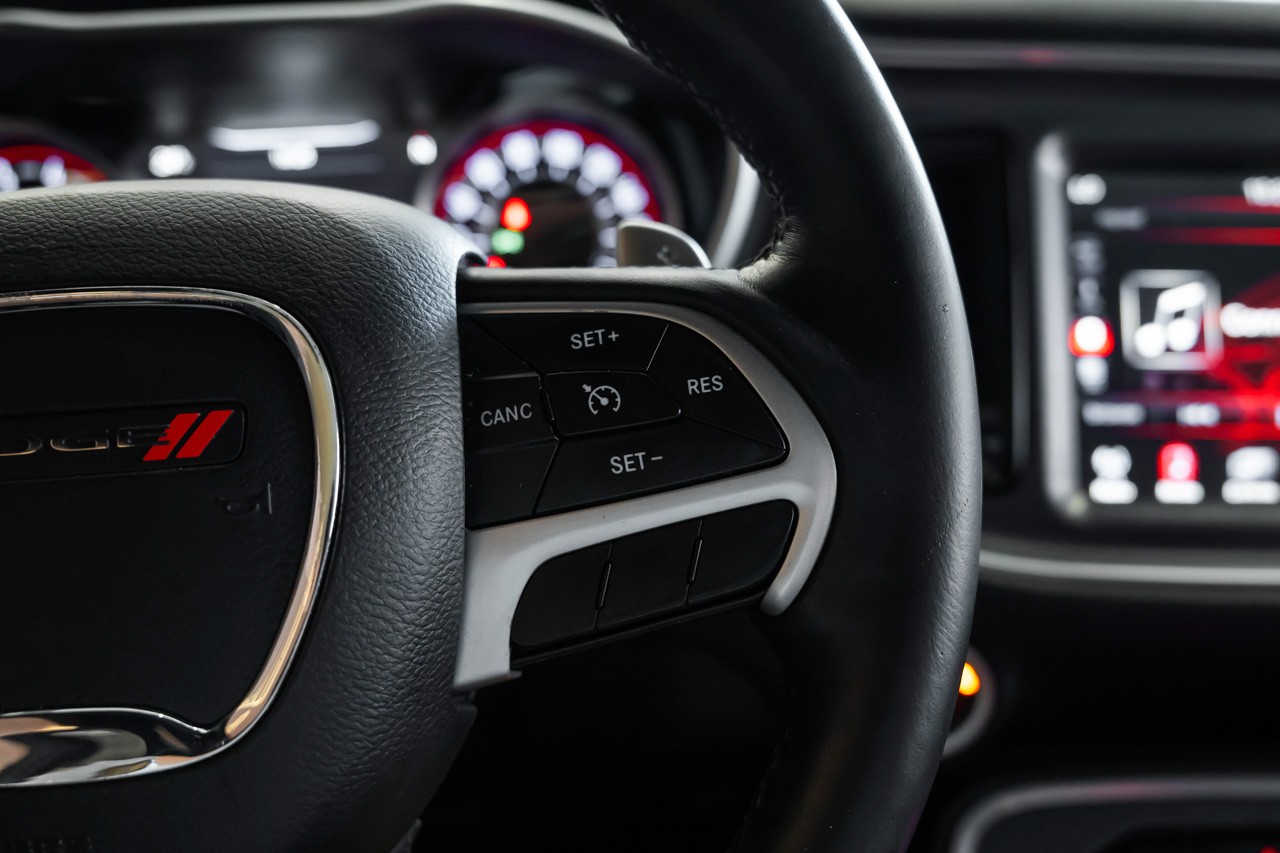 DODGE Challenger 6.4 V8 SRT HEMI-image-25