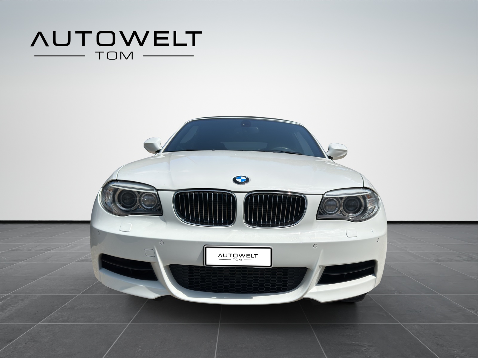 BMW 135i Cabrio DSG M-Sportpaket *Facelift* ** MOTORSCHADEN **-image-5