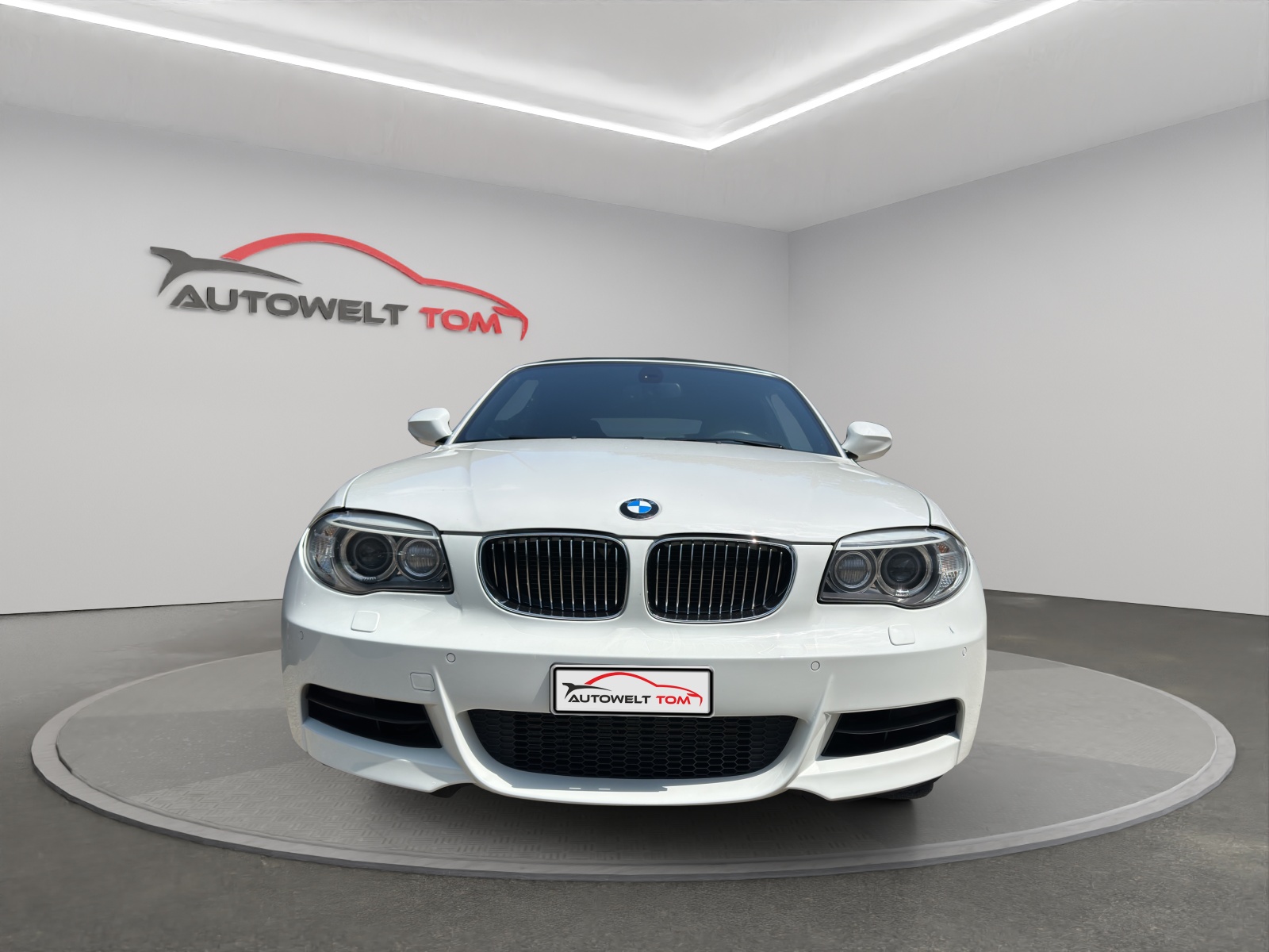 BMW 135i Cabrio DSG M-Sportpaket *Facelift* ** MOTORSCHADEN **-image-5