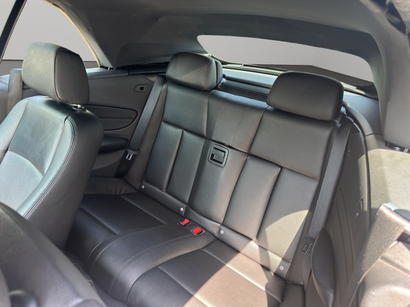 BMW 135i Cabrio DSG M-Sportpaket *Facelift* ** MOTORSCHADEN **-image-10