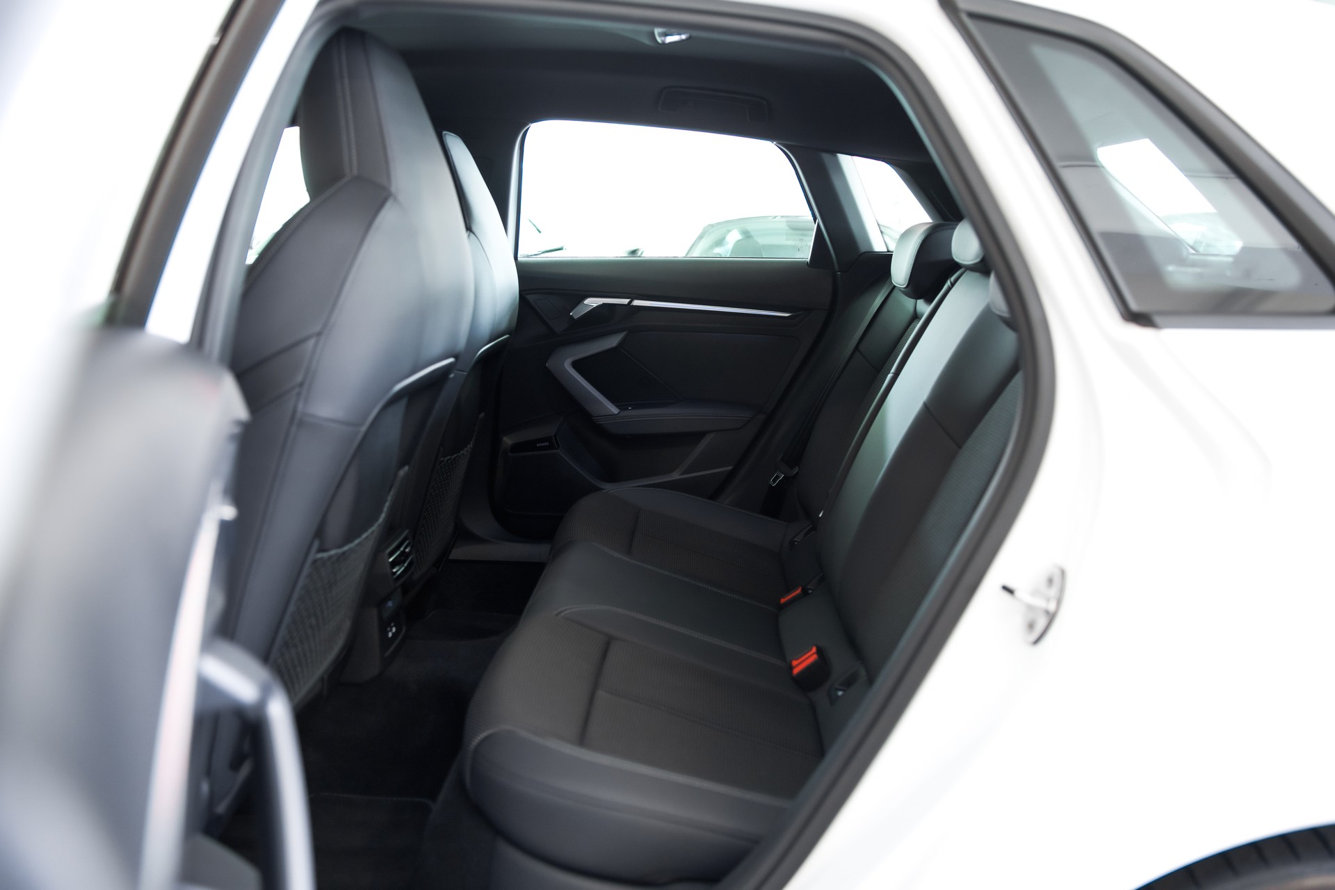 AUDI S3 Sportback TFSI quattro S-tronic-image-22