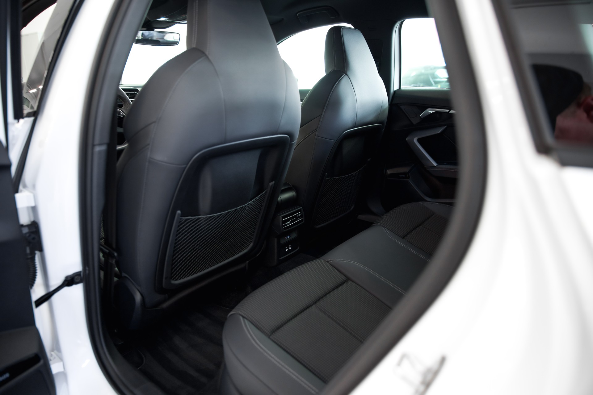 AUDI S3 Sportback TFSI quattro S-tronic-image-21