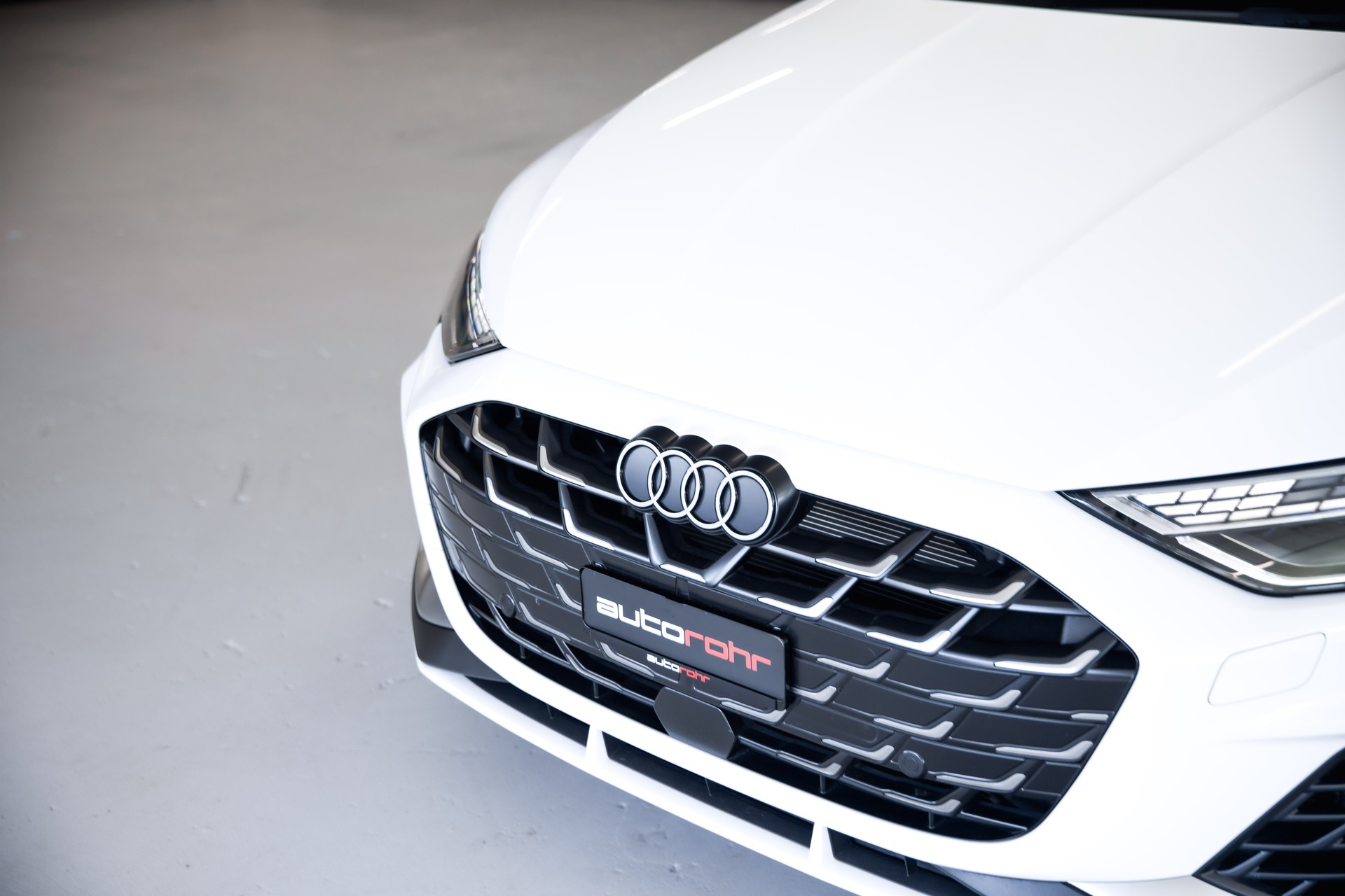 AUDI S3 Sportback TFSI quattro S-tronic-image-9