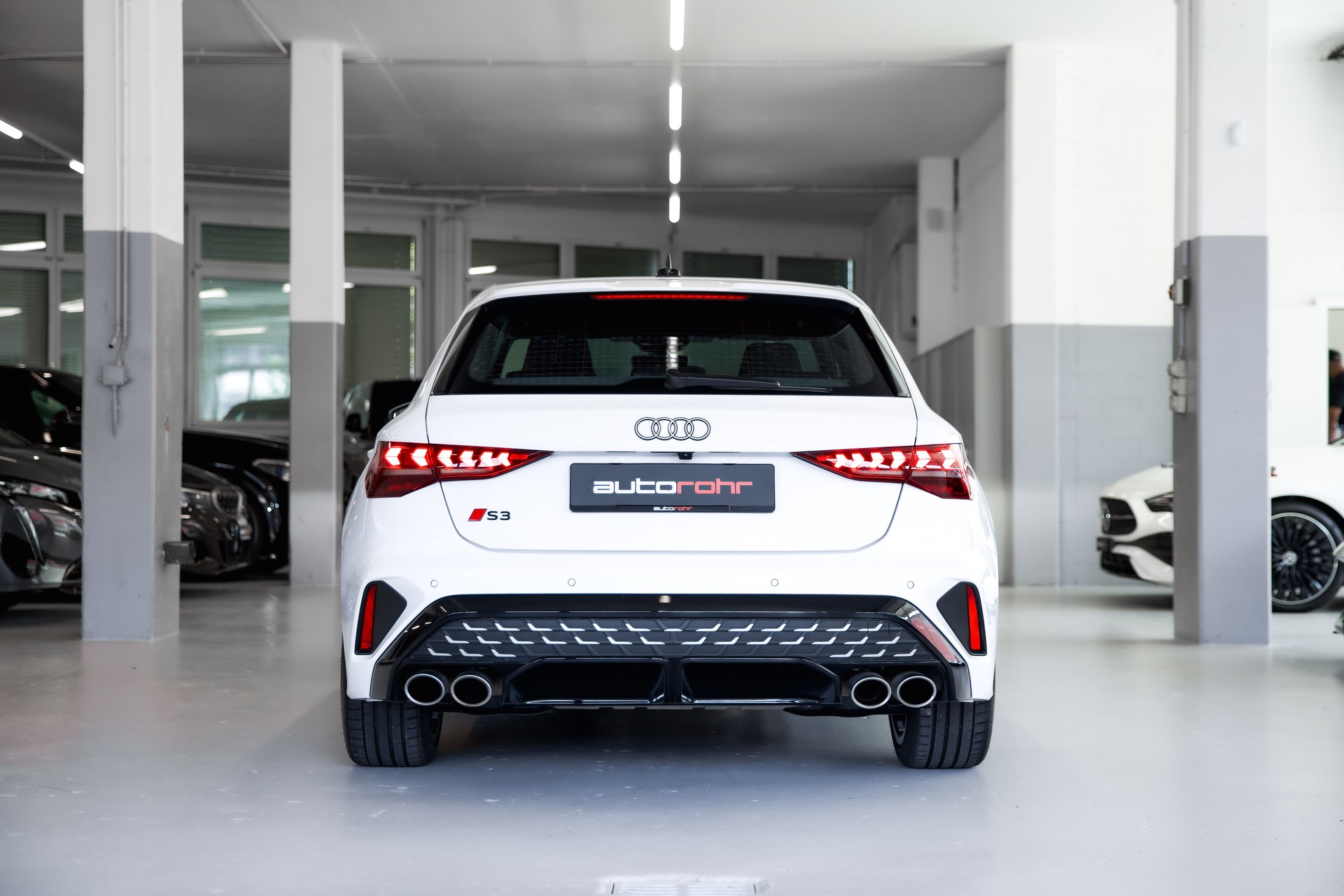 AUDI S3 Sportback TFSI quattro S-tronic-image-5