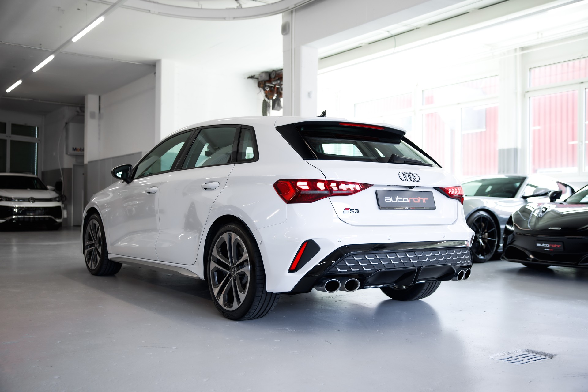 AUDI S3 Sportback TFSI quattro S-tronic-image-6