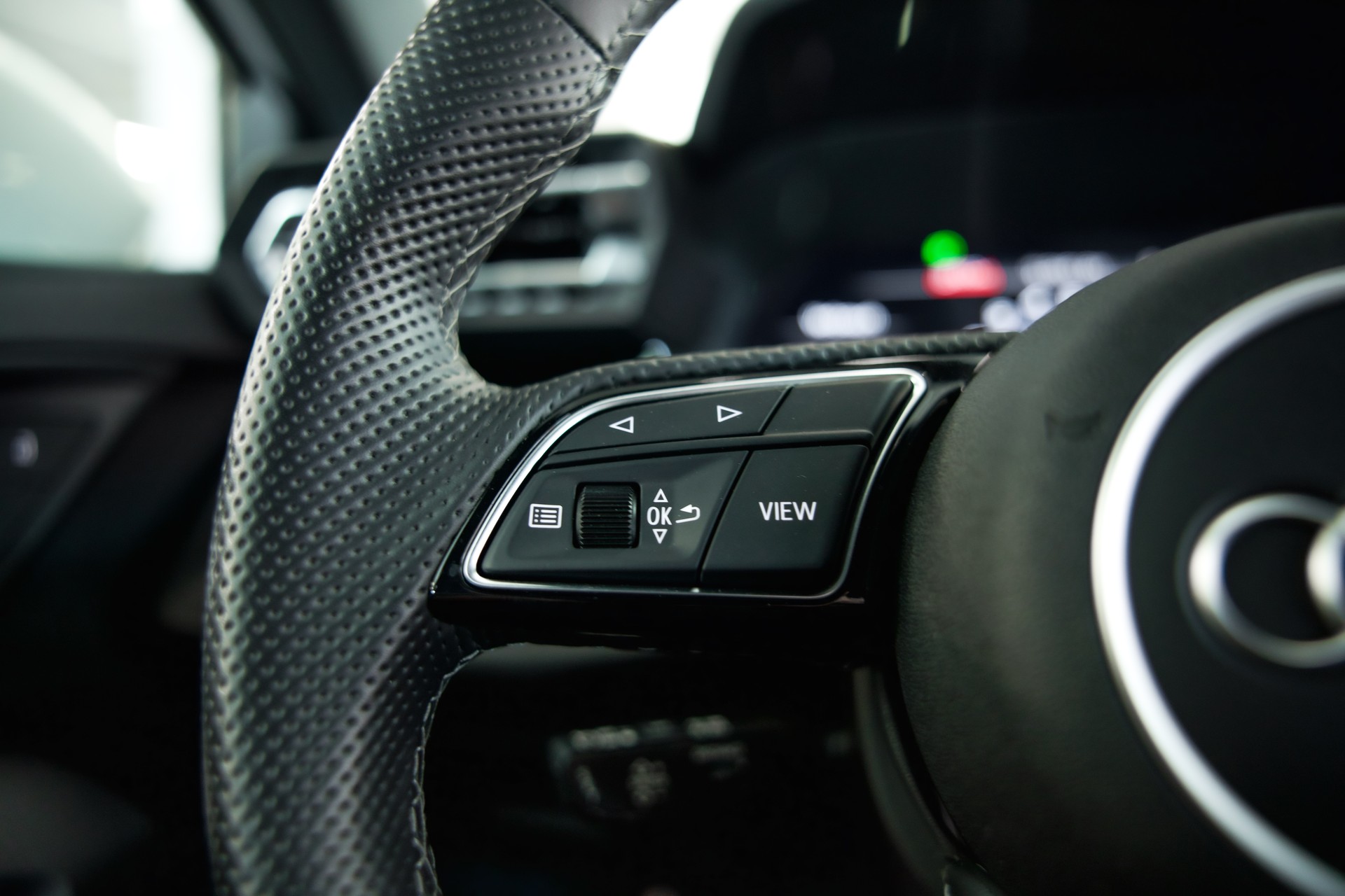 AUDI S3 Sportback TFSI quattro S-tronic-image-26