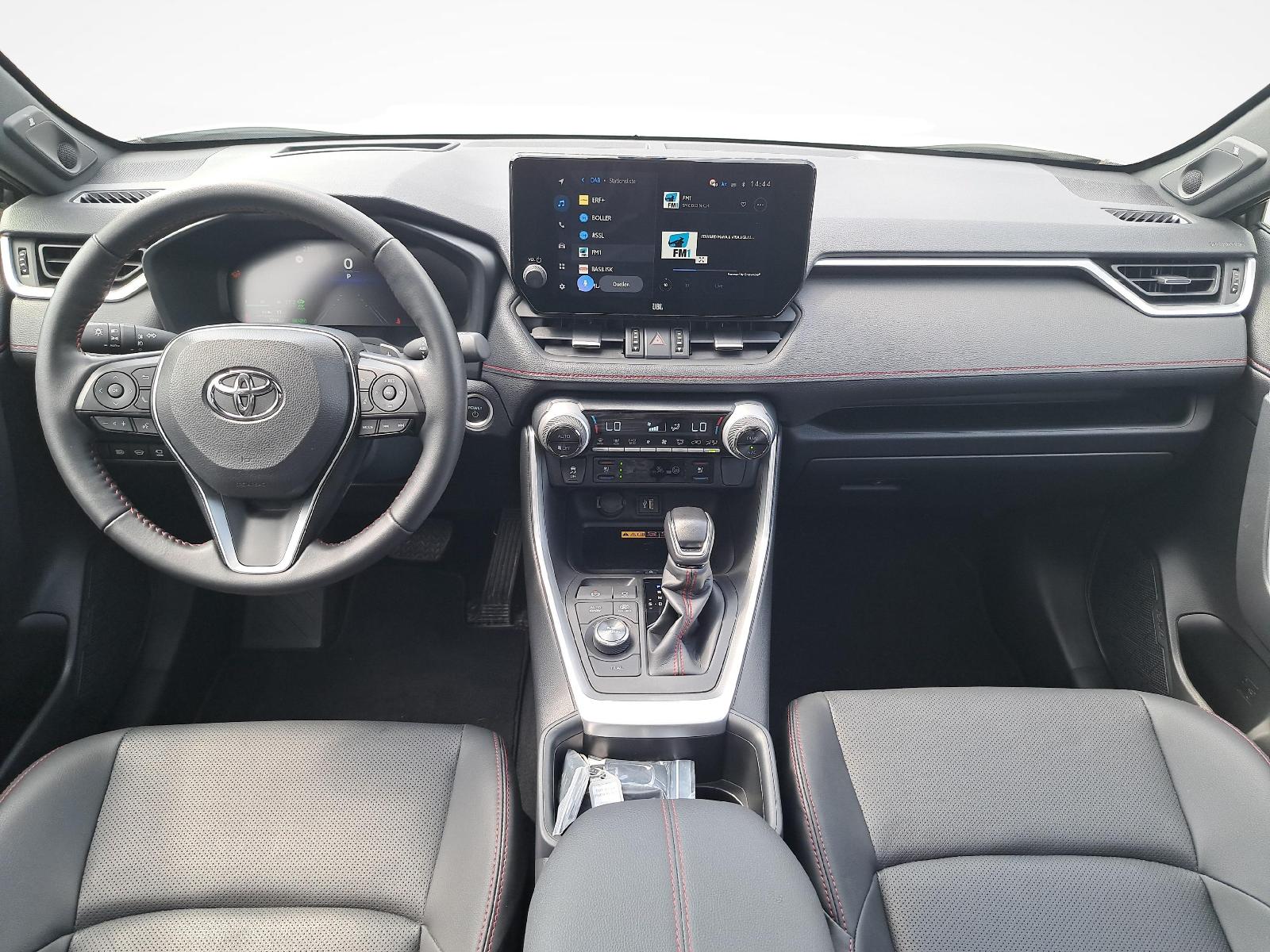 TOYOTA RAV4 2.5 Plug-In-Hybrid Platinum-image-8