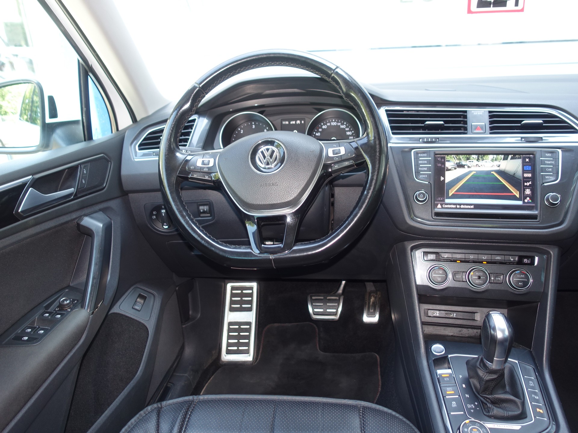 VW Tiguan 2.0 TDI SCR Sound 4Motion-image-11