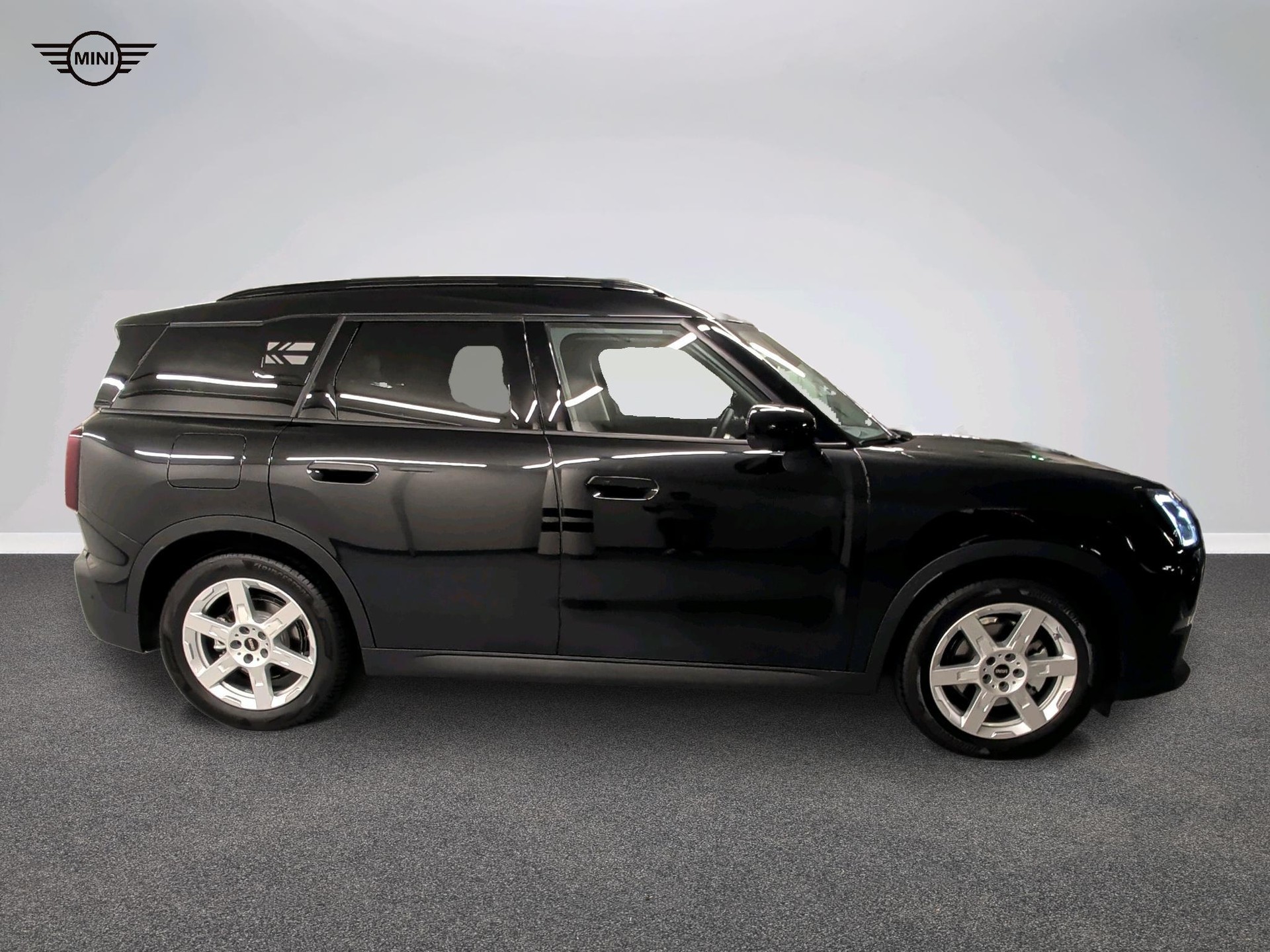 MINI Countryman E-image-2